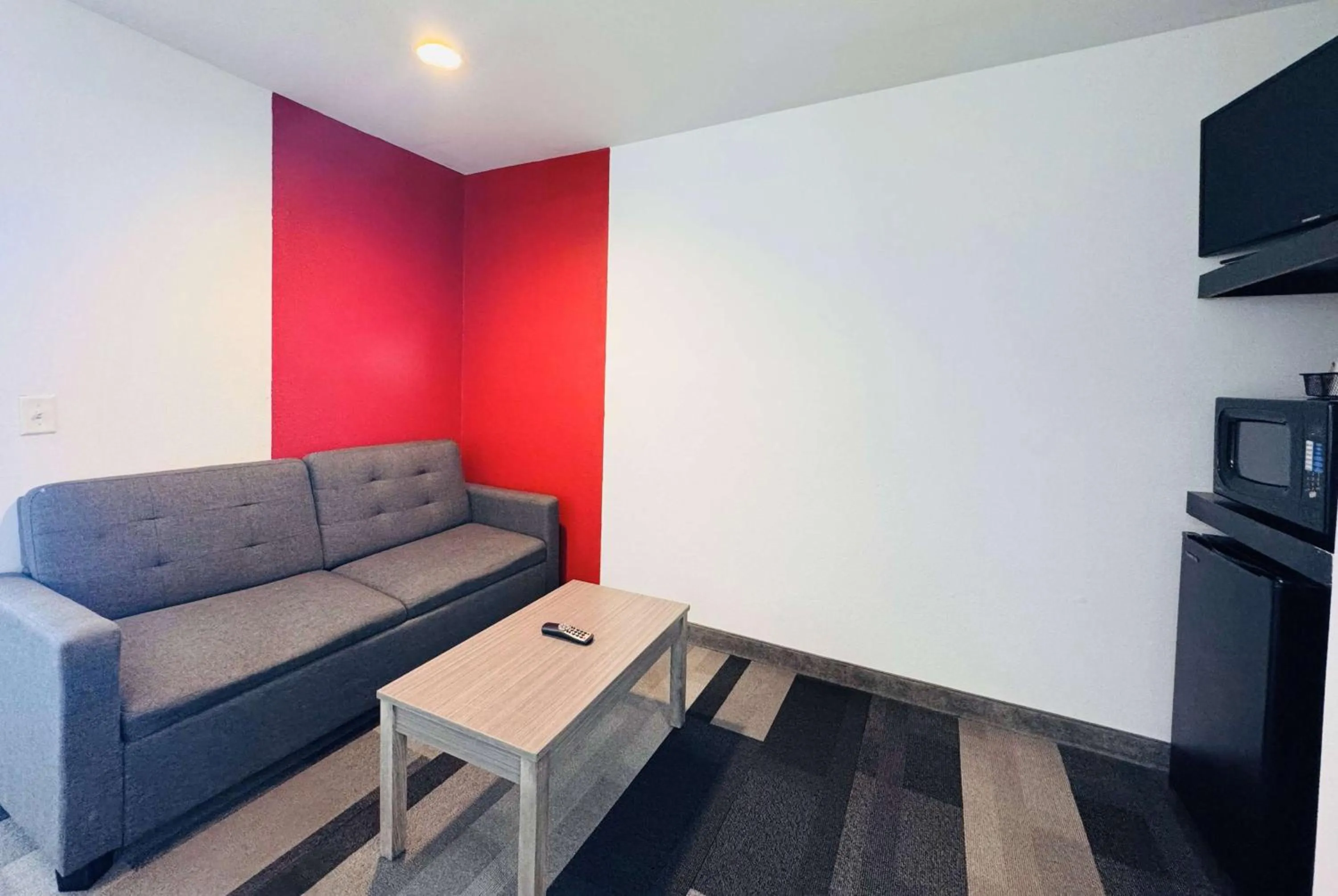 Photo of the whole room in Ramada by Wyndham Sparta/At Speedway