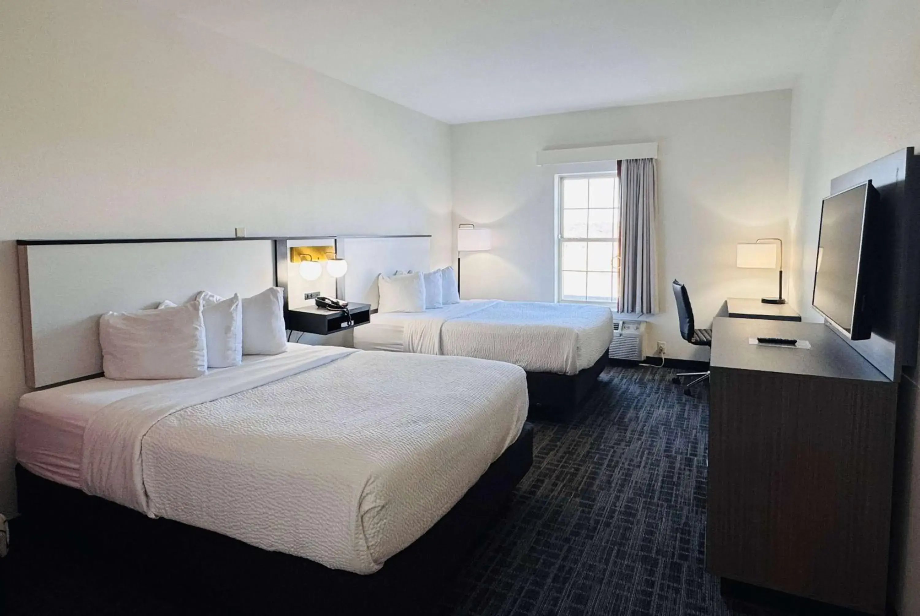Queen Room with Two Queen Beds - Accessible/Non-Smoking in Ramada by Wyndham Sparta/At Speedway Queen Room with Two Queen Beds - Accessible/Non-Smoking in Ramada by Wyndham Sparta/At Speedway