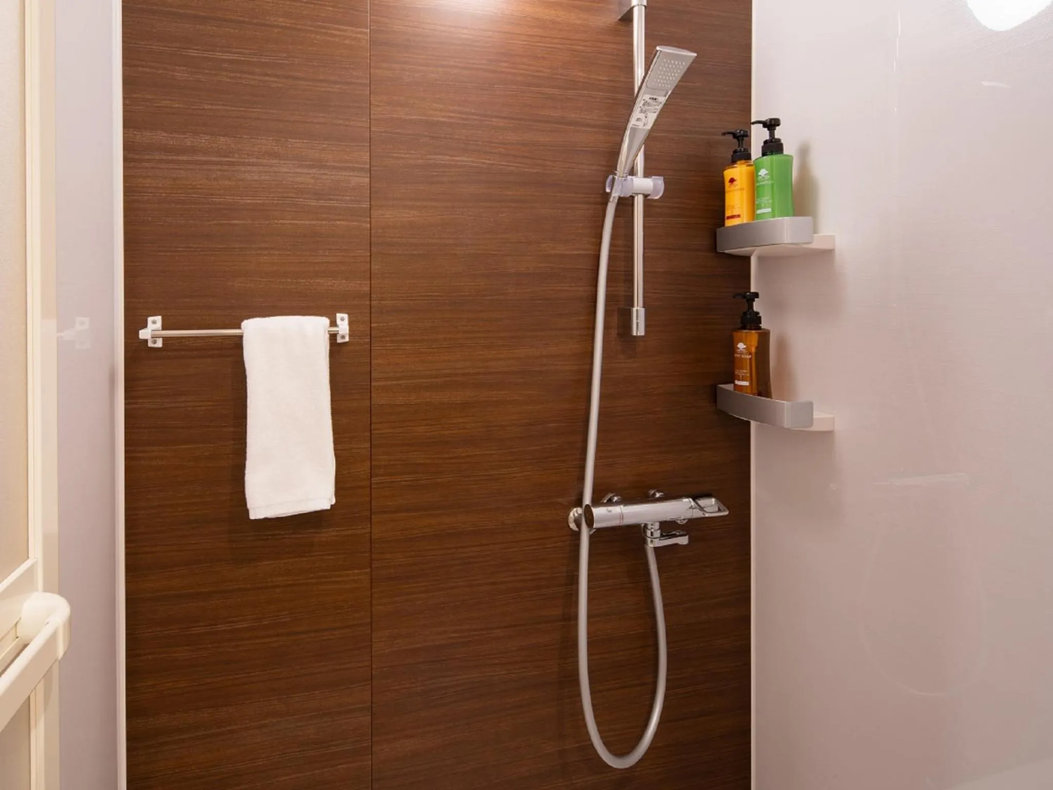 Shower in Ai Hotel Keikyu Kamata