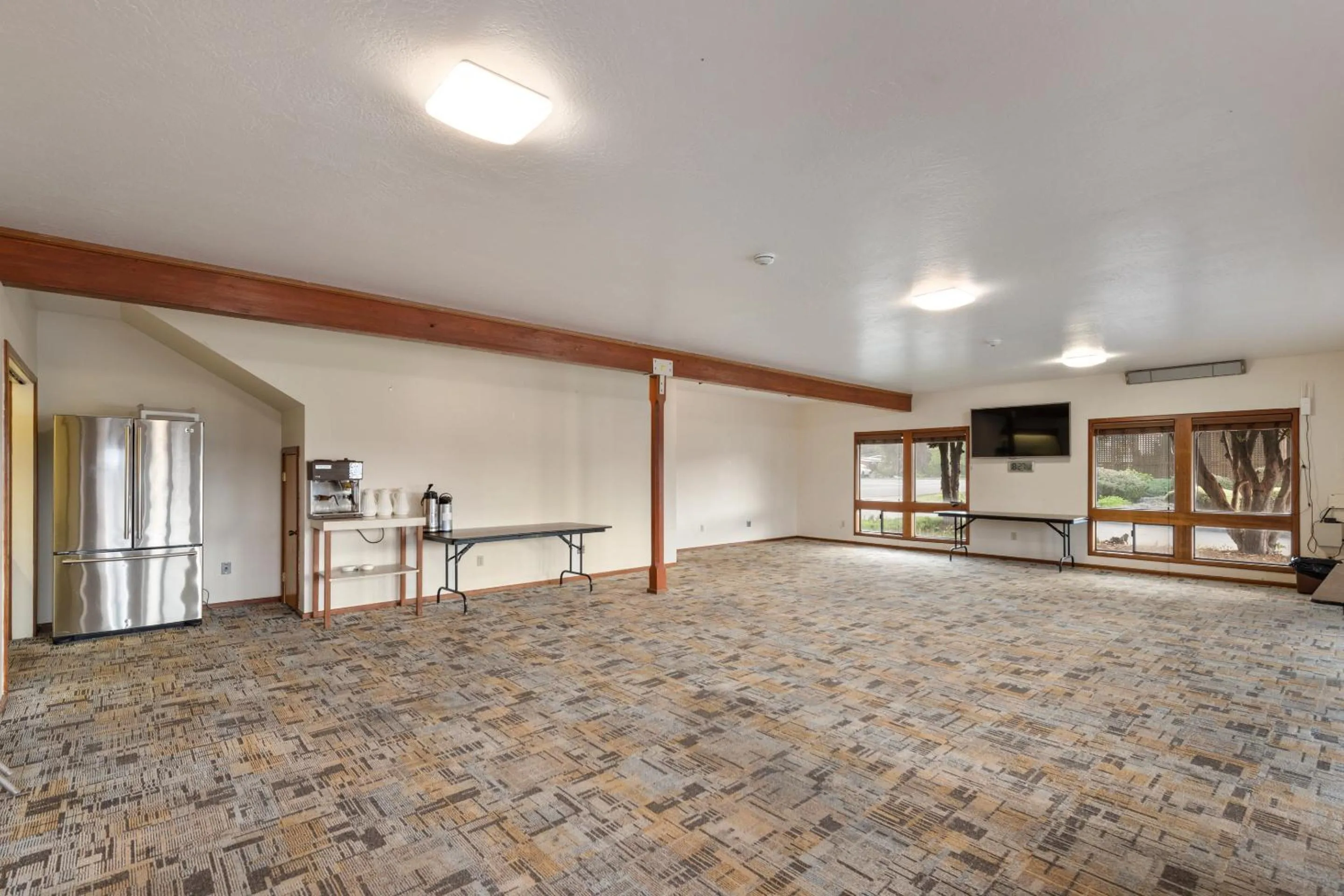 Bed in Harbor Lite Lodge