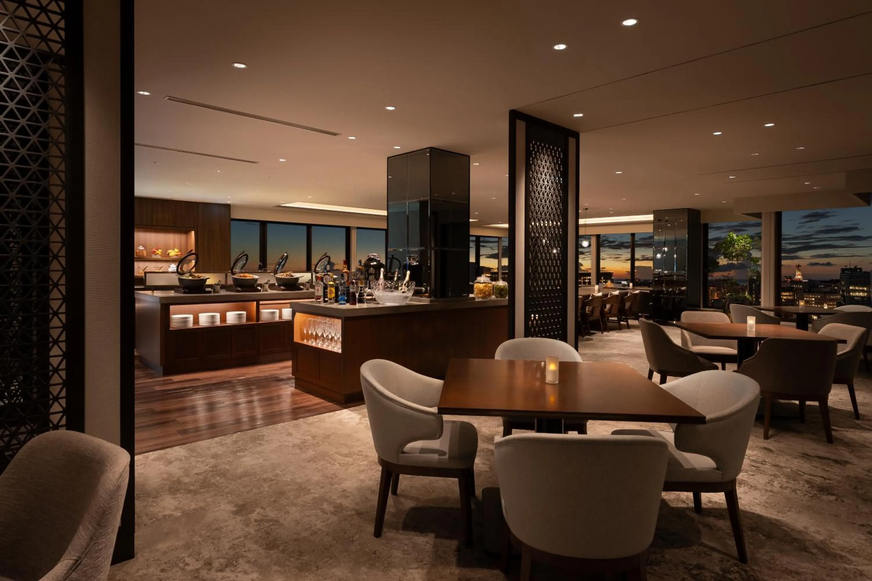 Lounge or bar in Okinawa Harborview Hotel