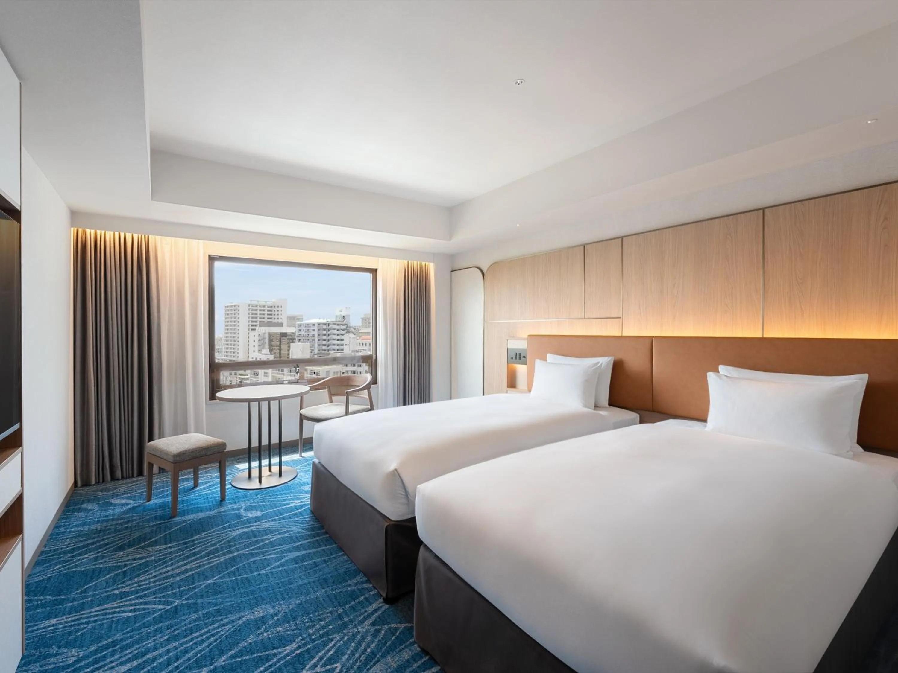 Photo of the whole room, Bed in Okinawa Harborview Hotel