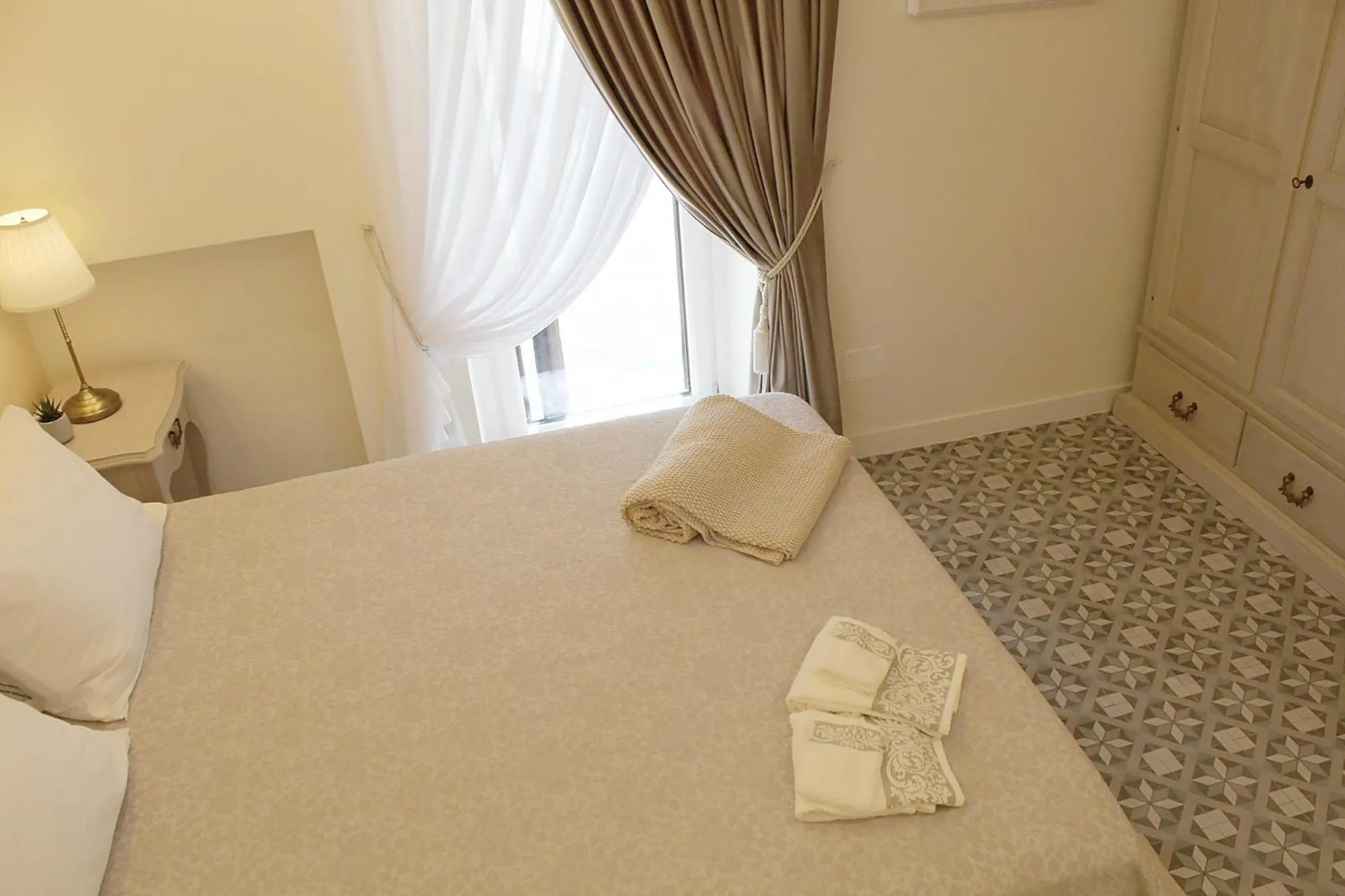 Bedroom, Bed in Estlevante B&B