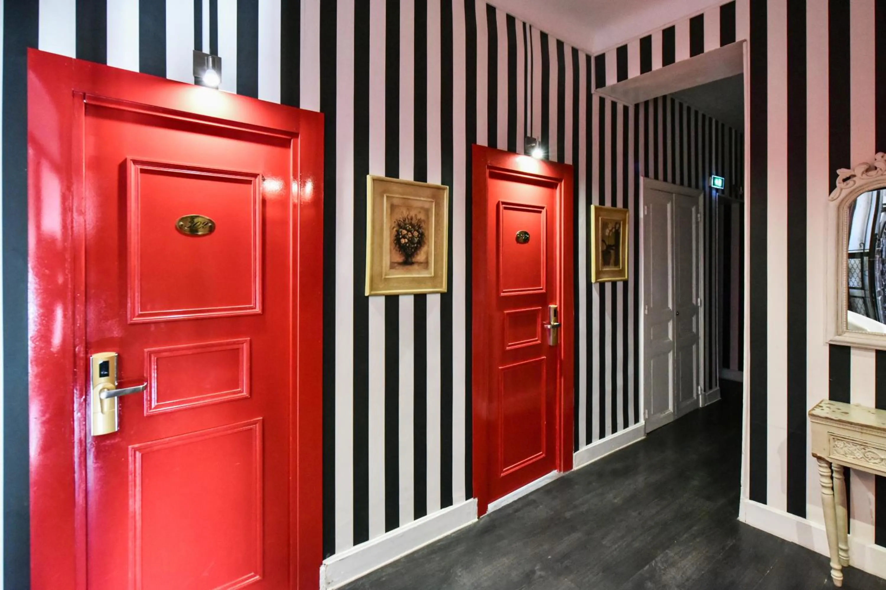 Decorative detail in Hotel Aria