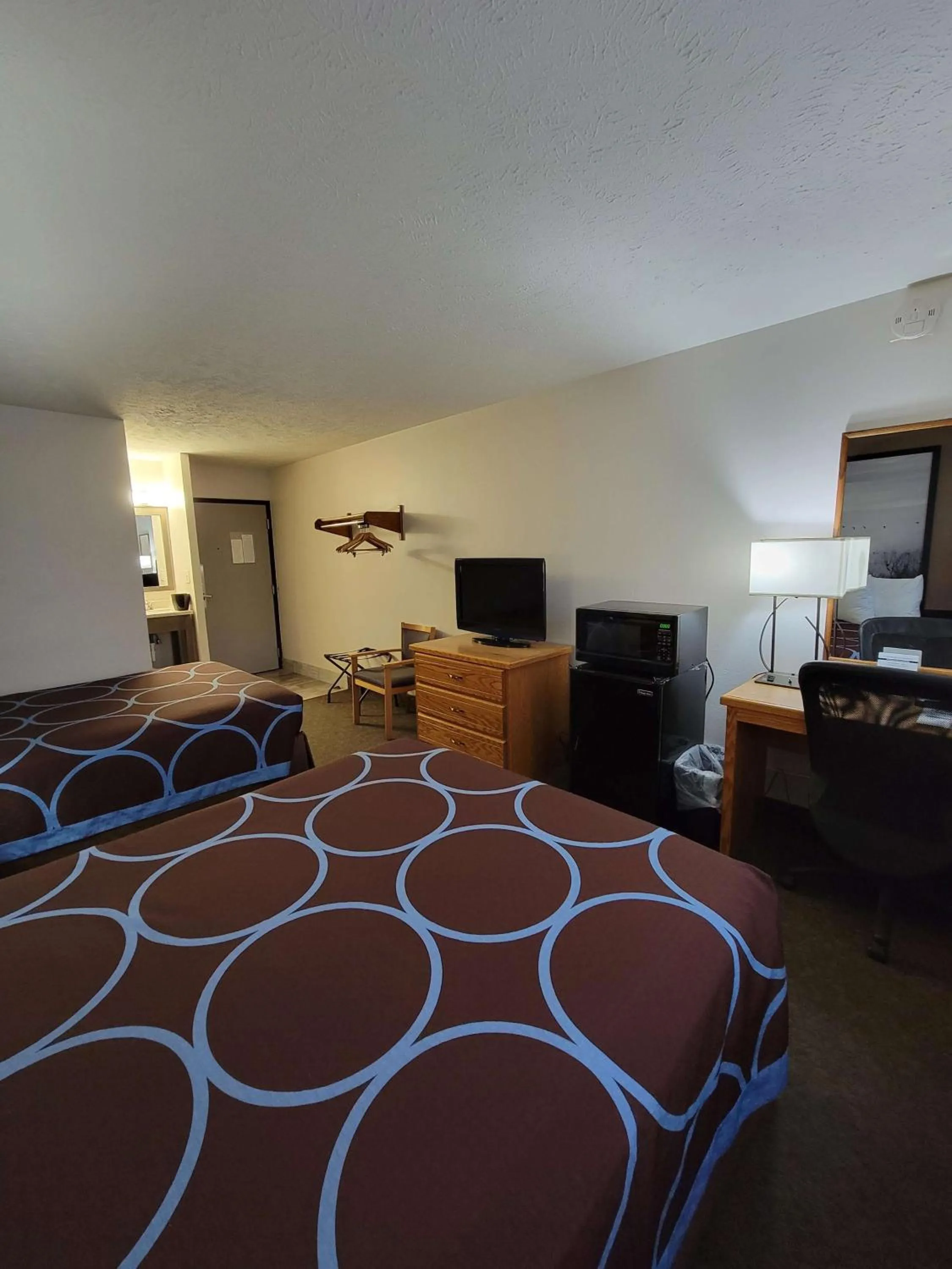 Bedroom, Bed in SureStay Plus Hotel by Best Western Grand Island
