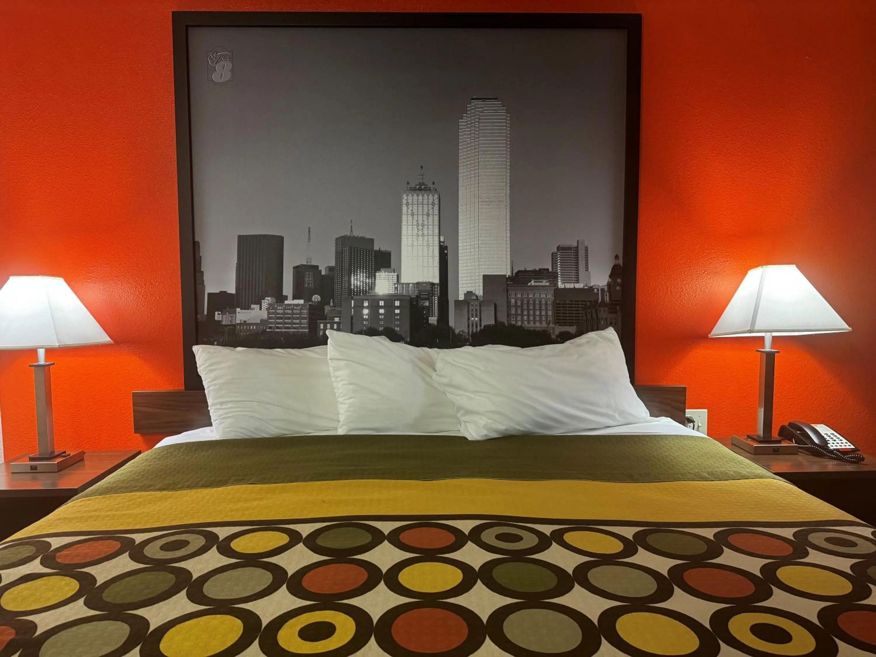 Bed in Super 8 by Wyndham Giddings