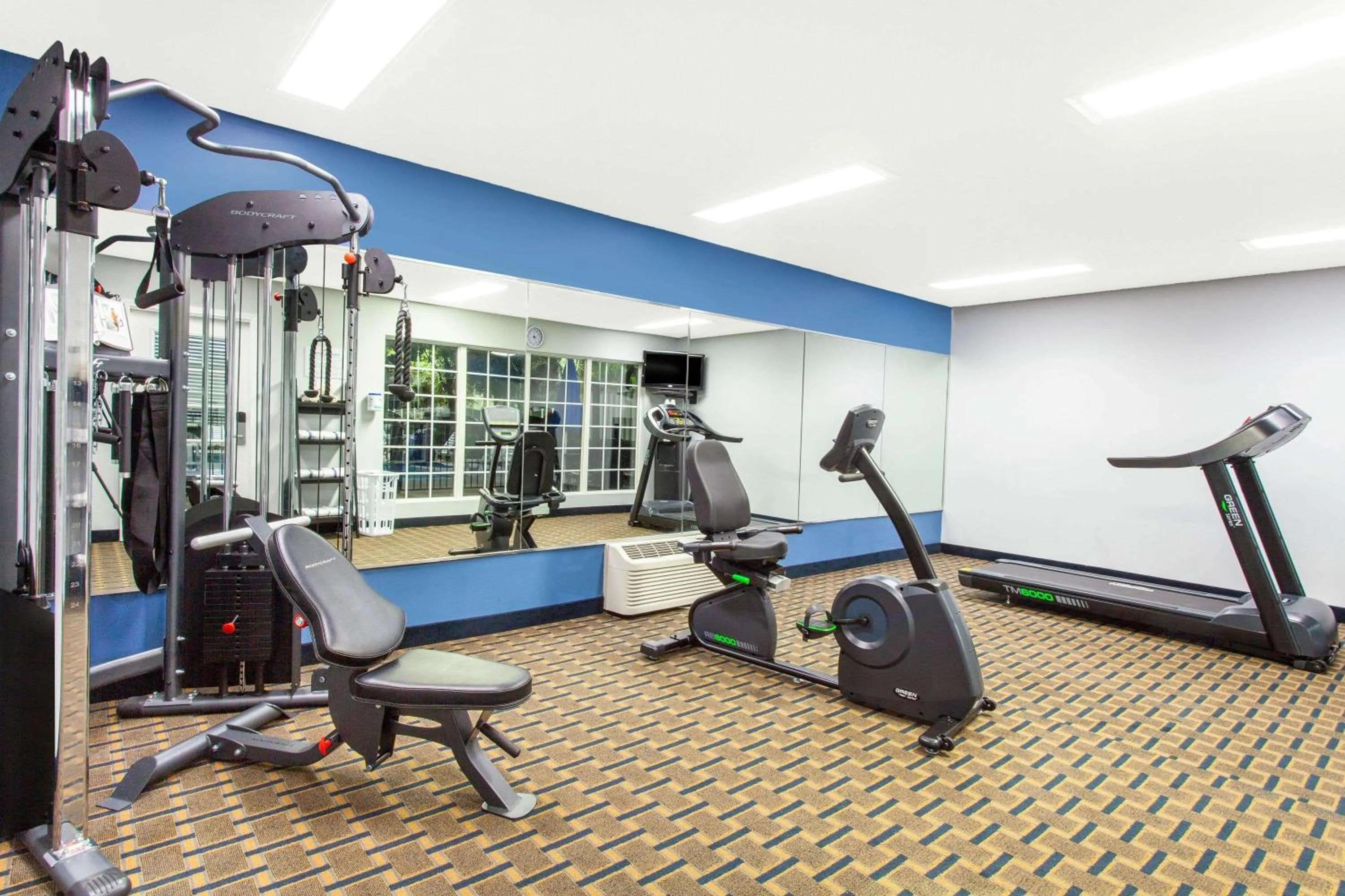 Fitness centre/facilities in Baymont by Wyndham Jacksonville/Butler Blvd