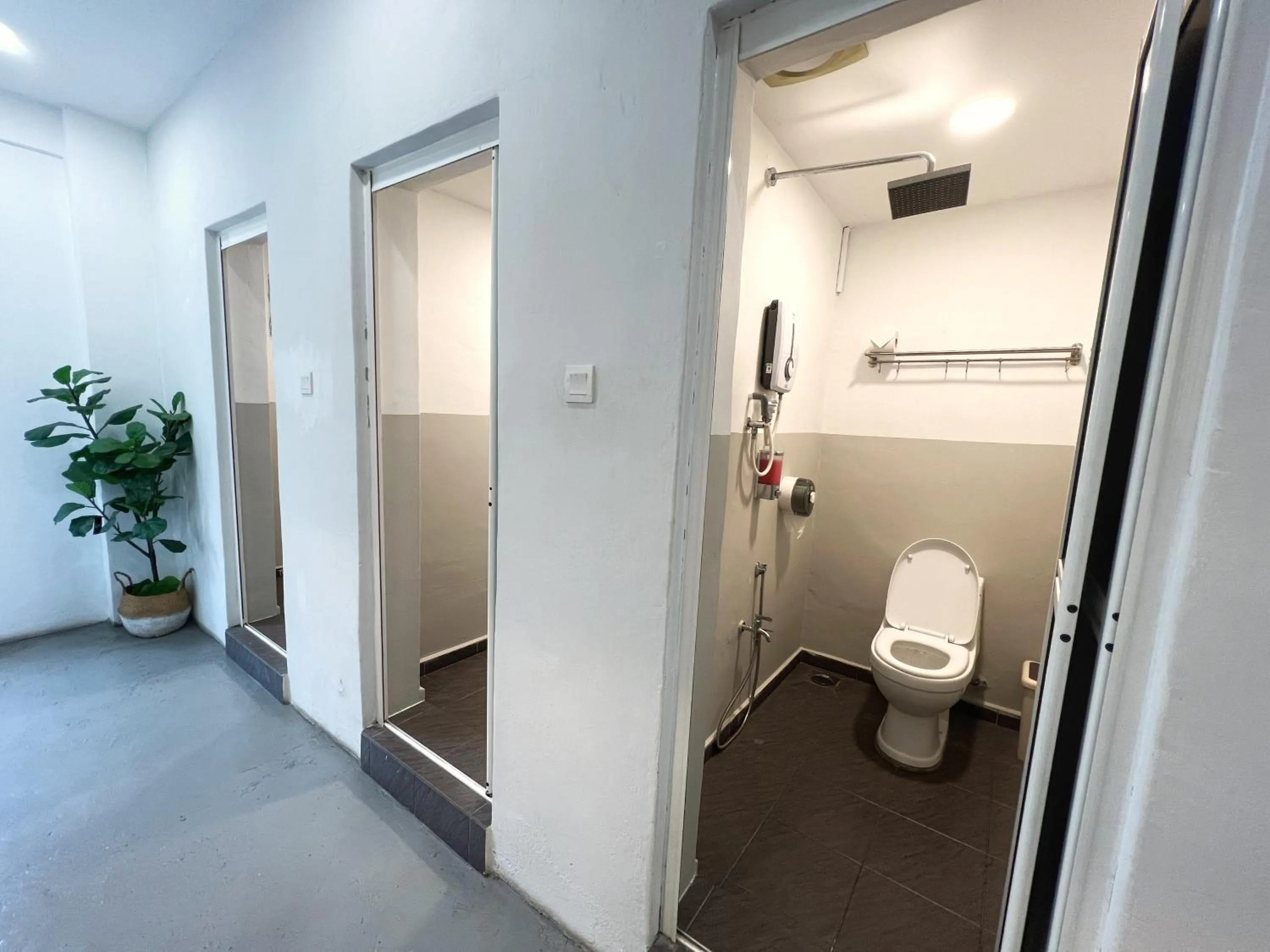 Bathroom in Sleep Here Hostel, Melaka