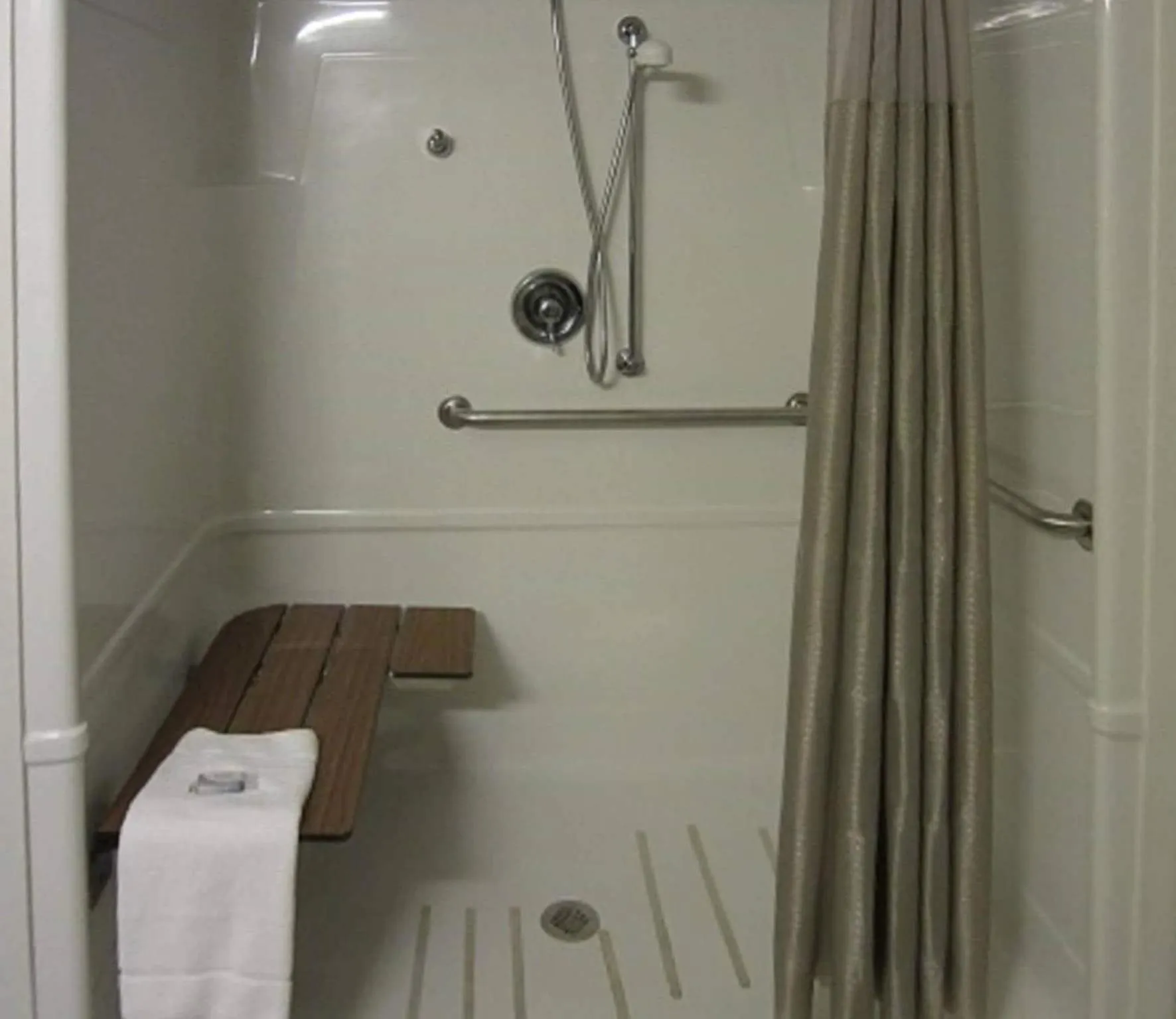 Bedroom in Studio Z, an Ascend Collection Hotel