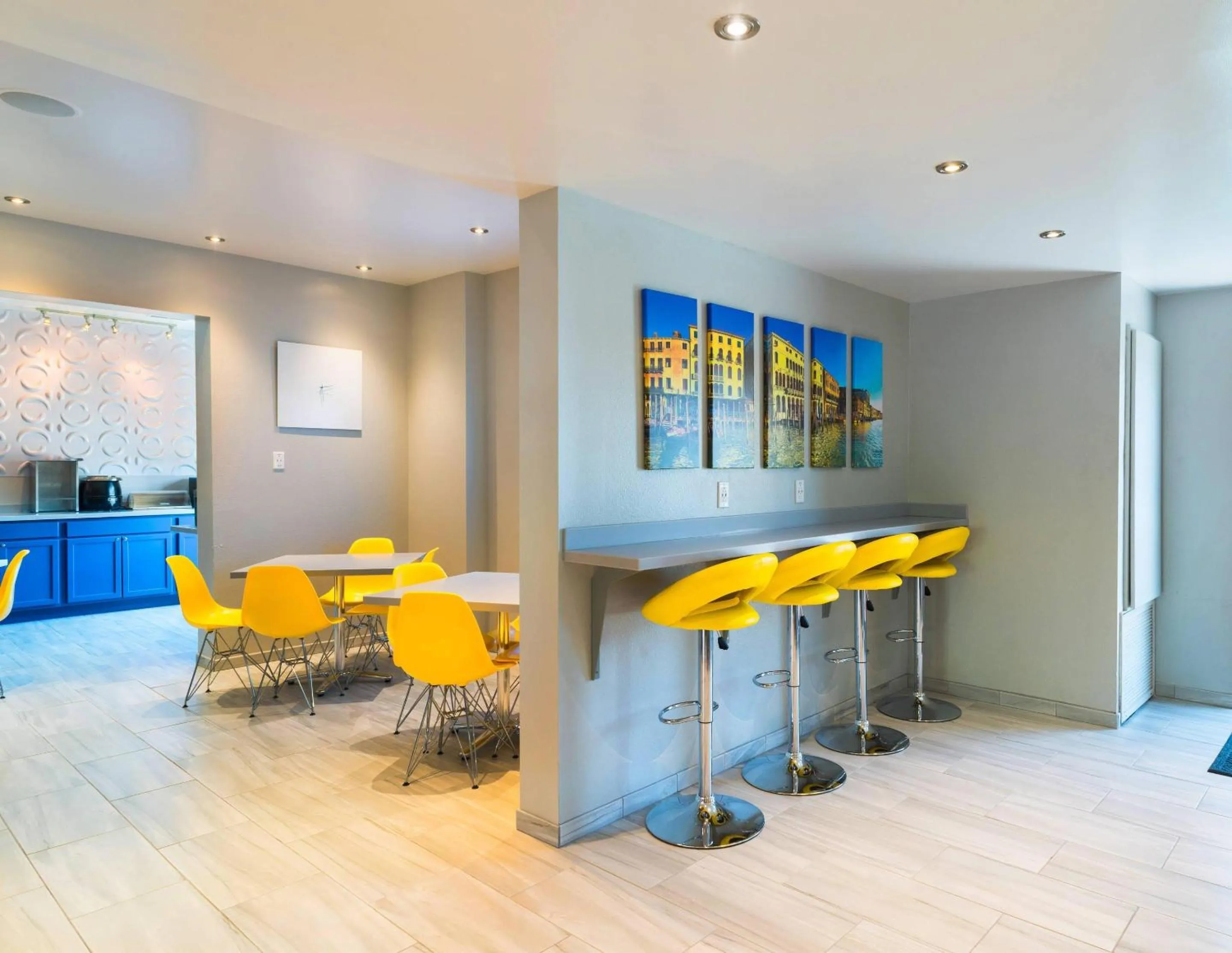 Breakfast in Studio Z, an Ascend Collection Hotel