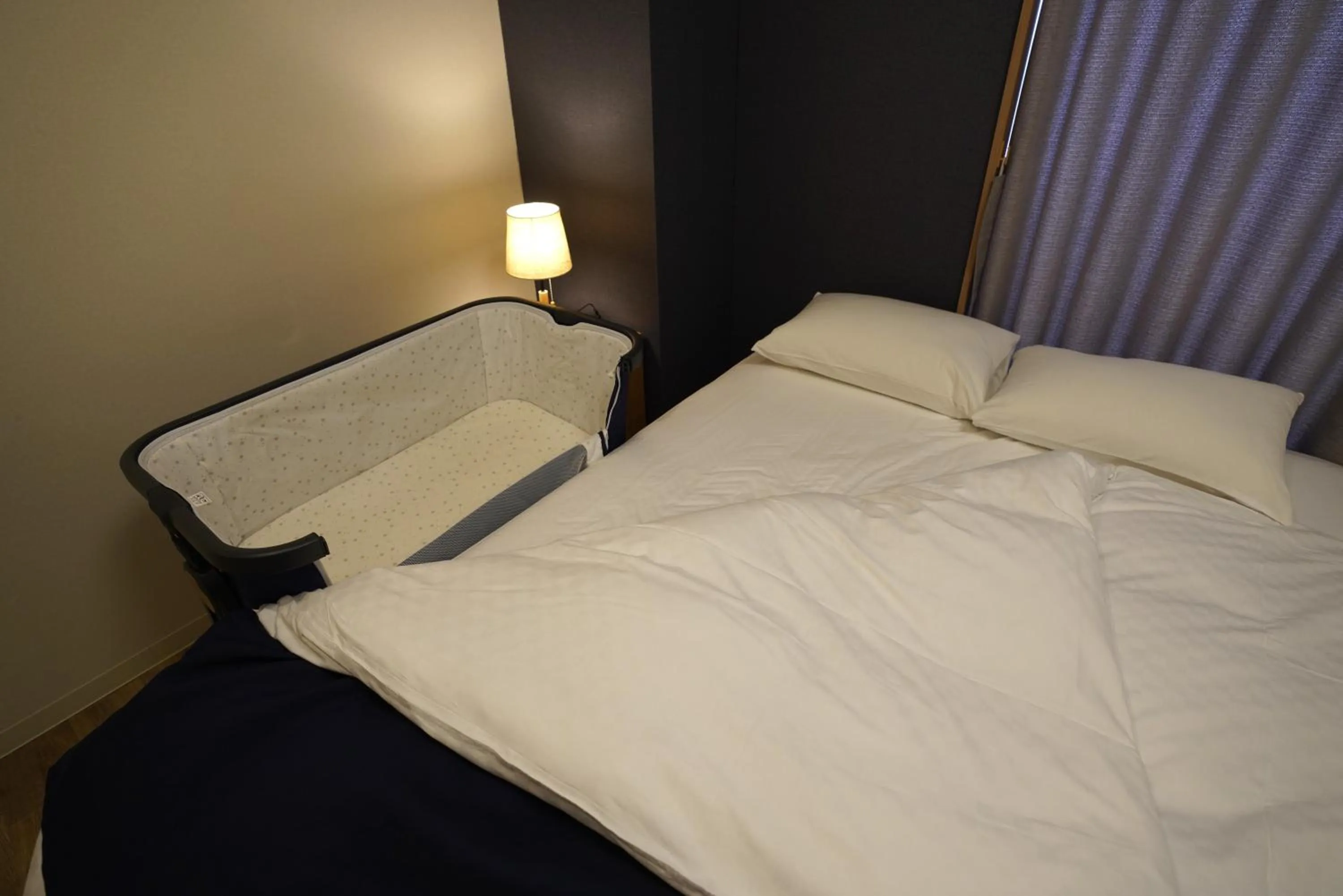 Bedroom, Bed in GLANZ KEI Kyoto Station