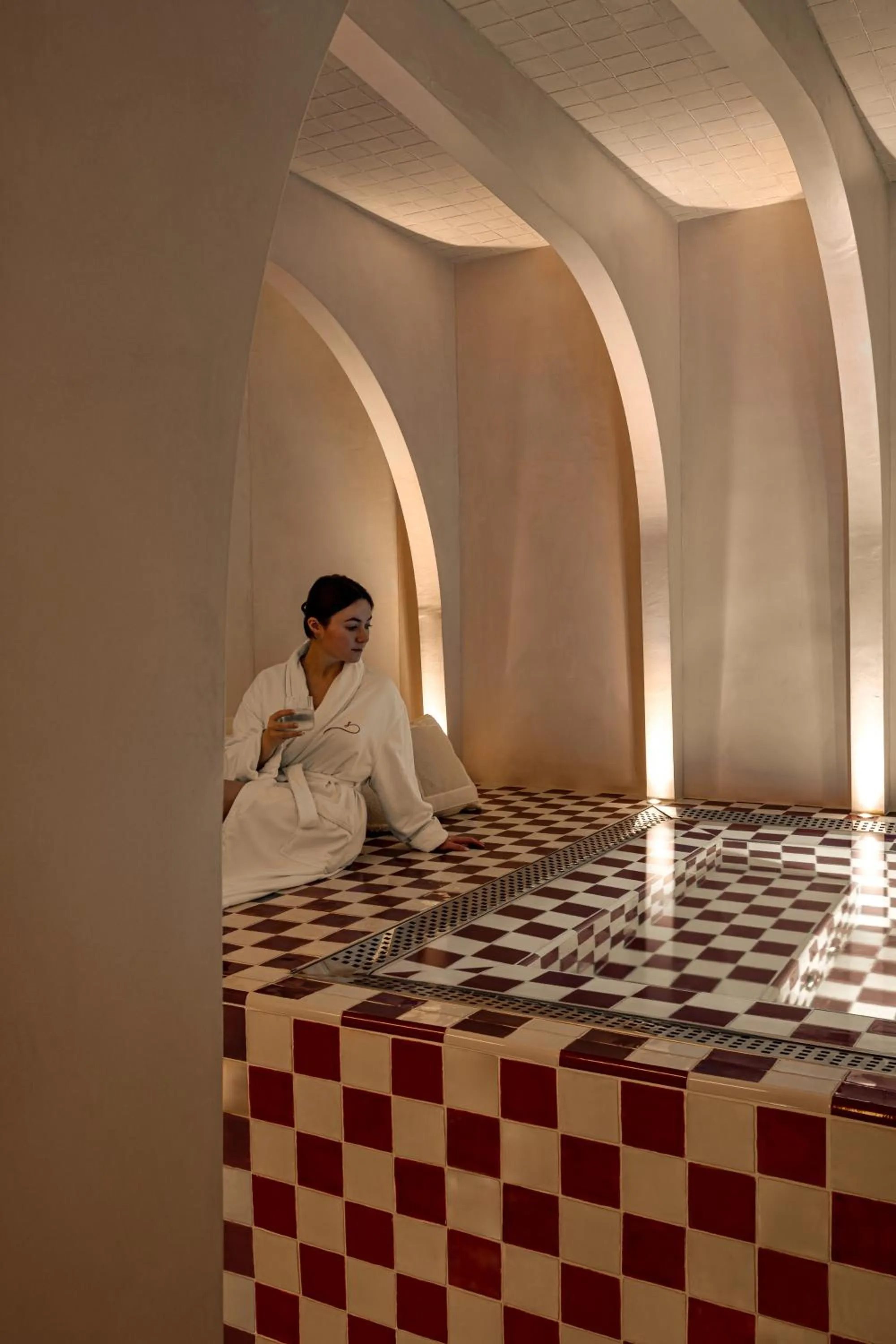 Spa and wellness centre/facilities in Château des Fleurs Hôtel & Spa Paris