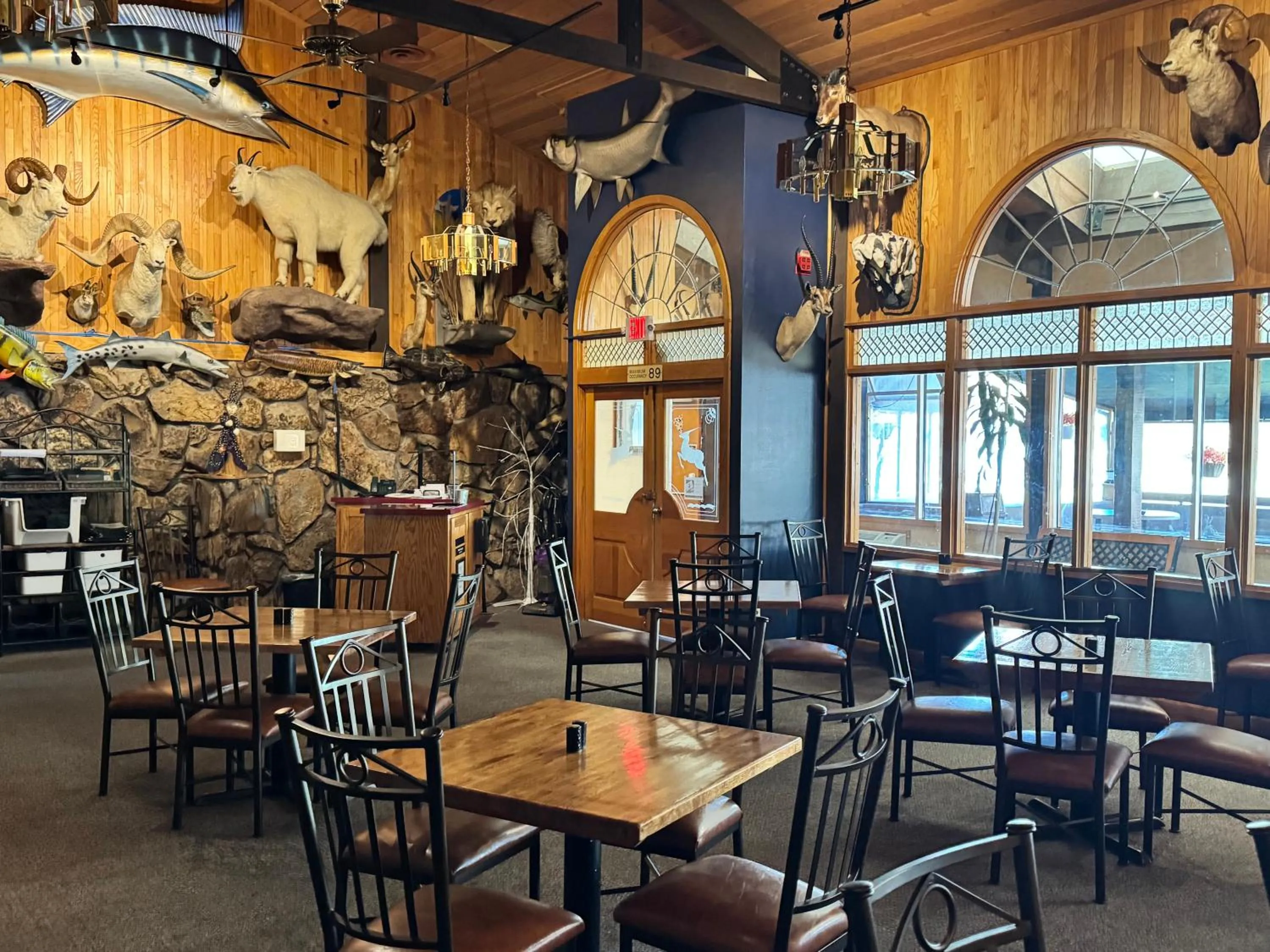 Restaurant/places to eat in Hot Springs Hotel & Spa