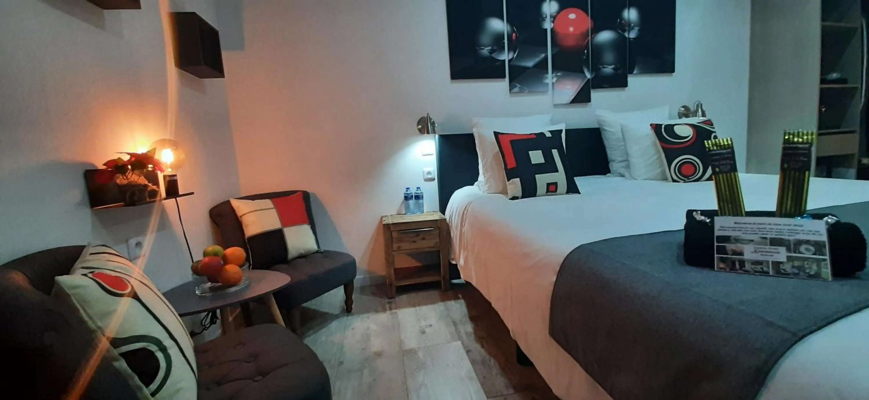 Bedroom in La Garenne