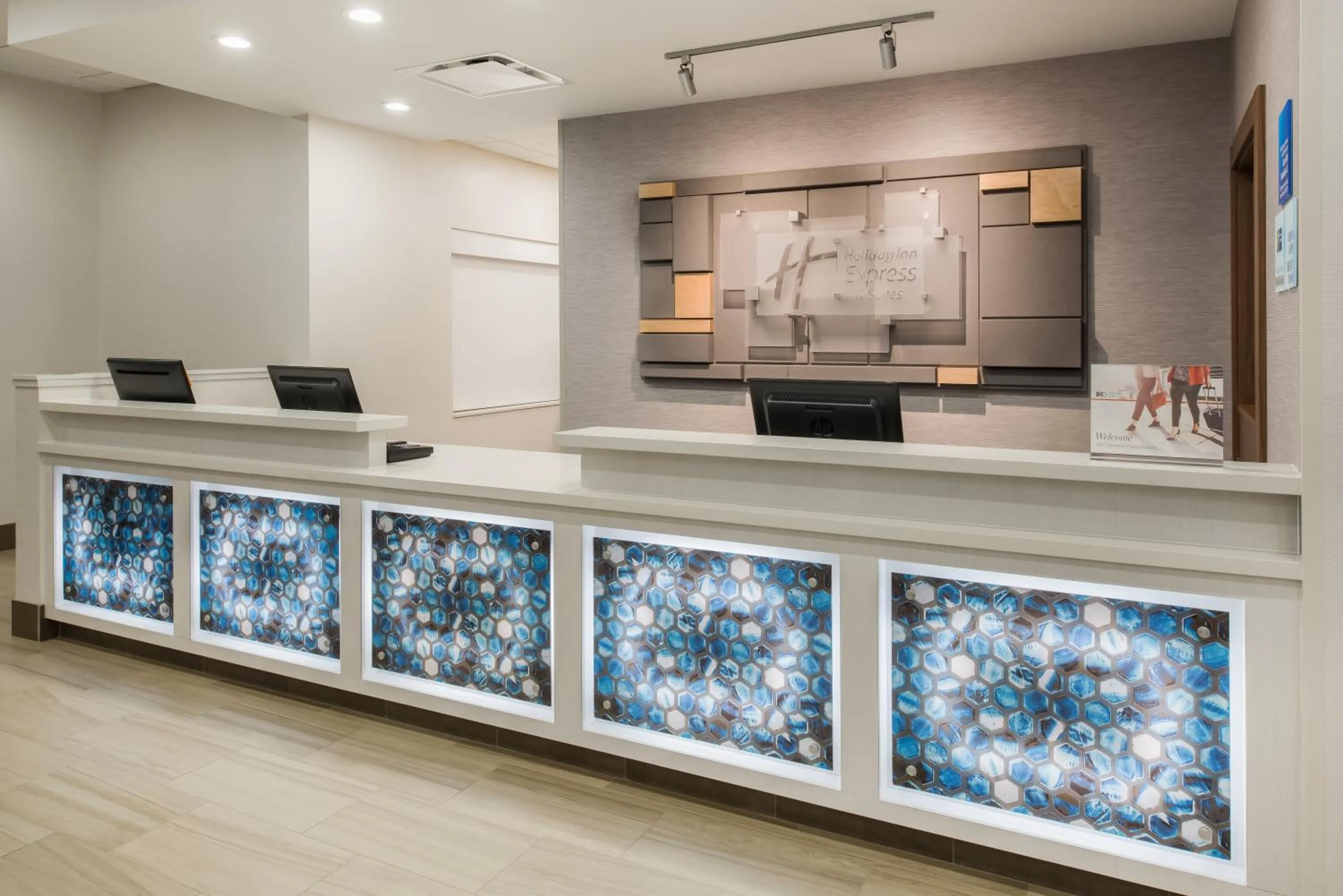 Property building in Holiday Inn Express & Suites West Plains Southwest by IHG