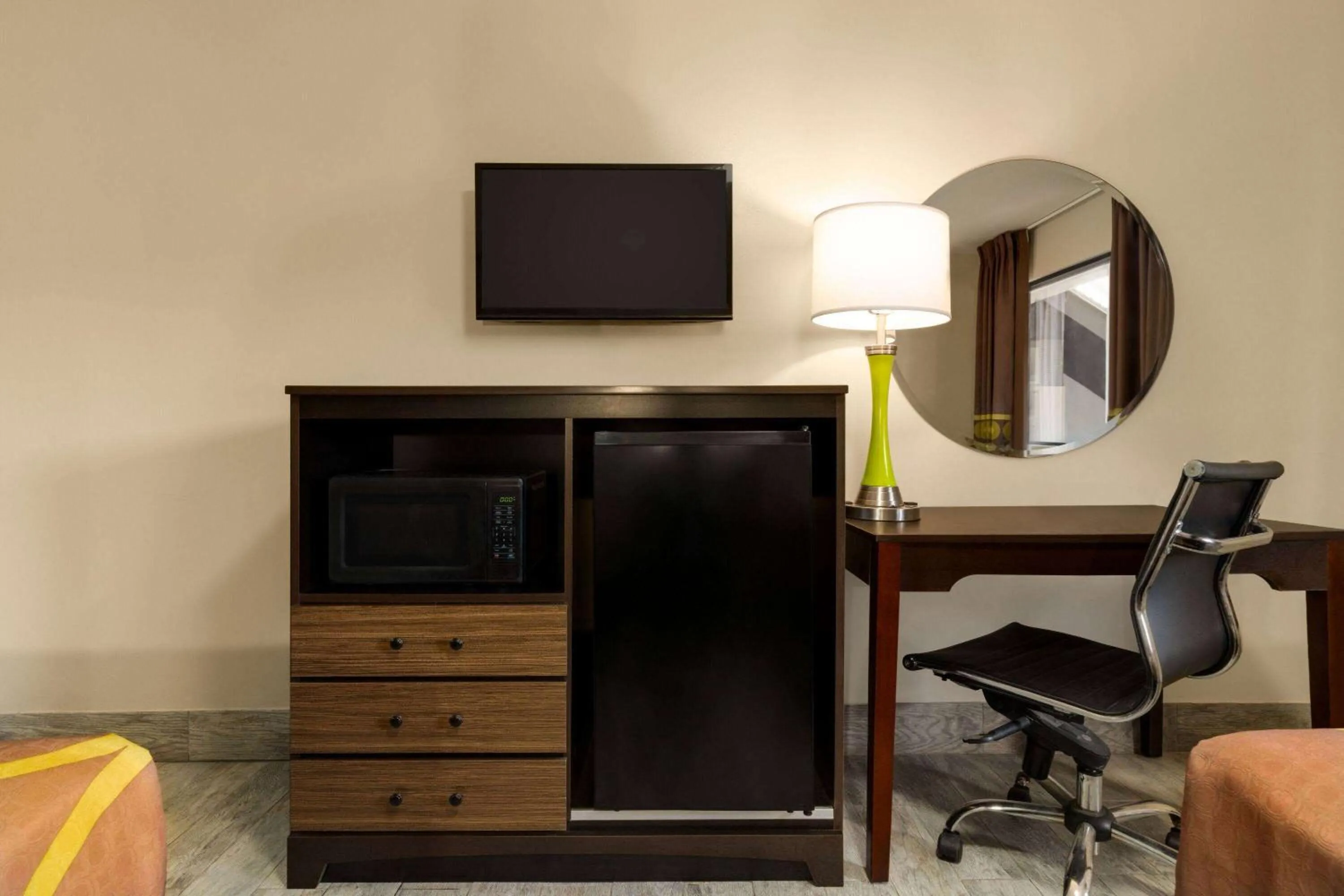 Photo of the whole room in Super 8 by Wyndham Ocean Springs Biloxi