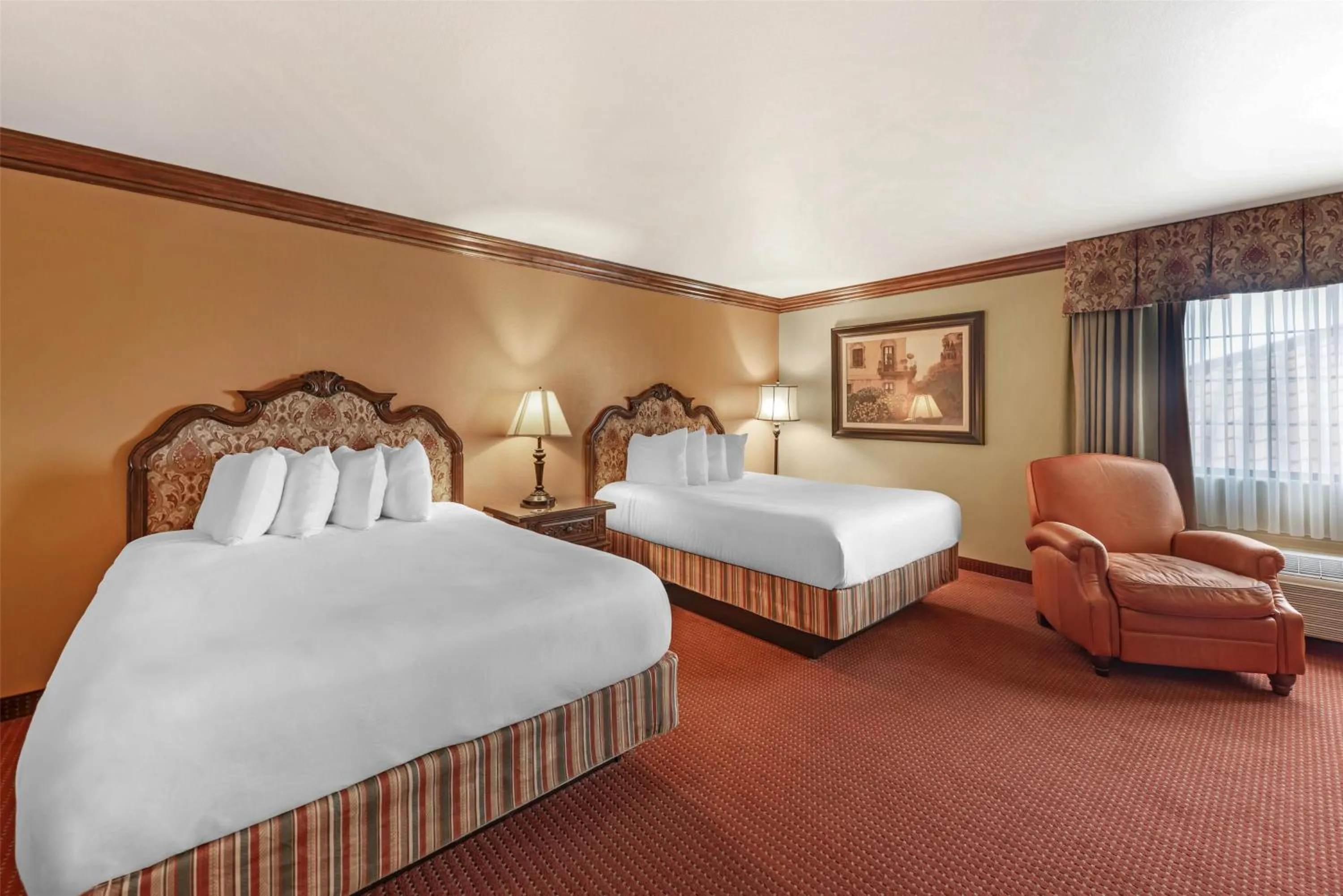 Photo of the whole room, Bed in Best Western San Isidro Inn