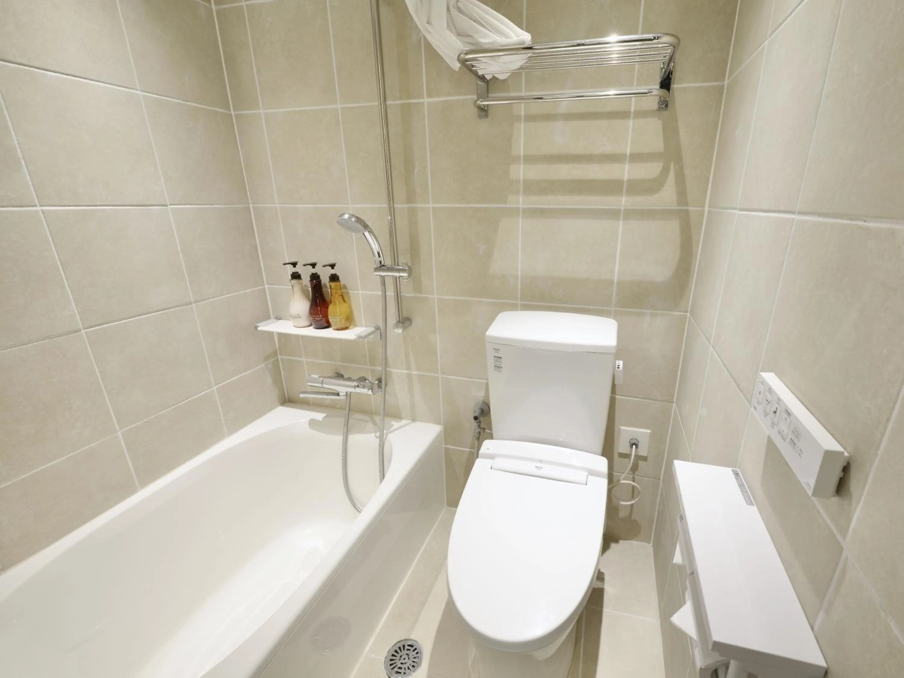 Bathroom in Karry CONDO CHURAUMI