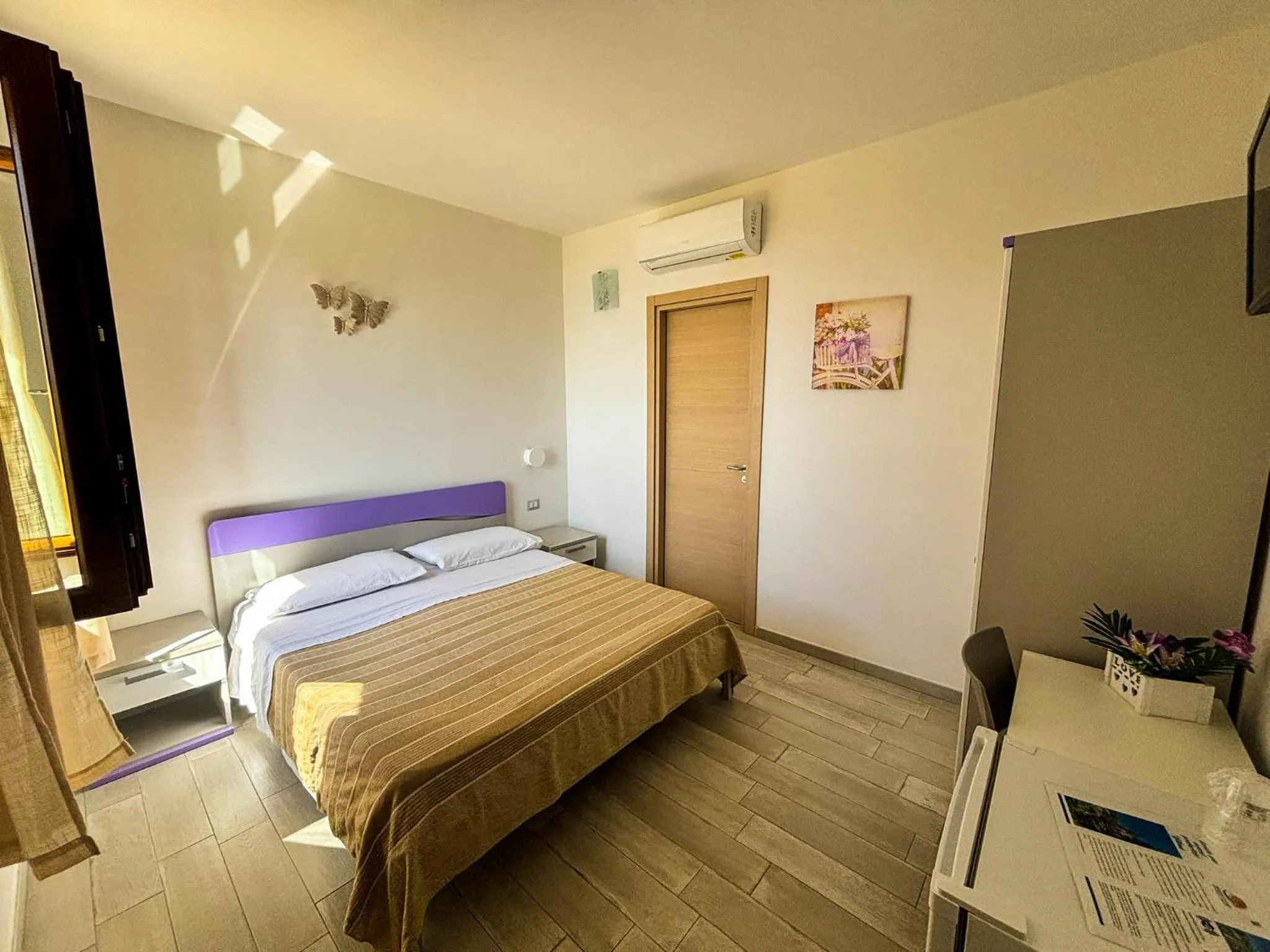 Bedroom, Bed in Tramonti d'Oro