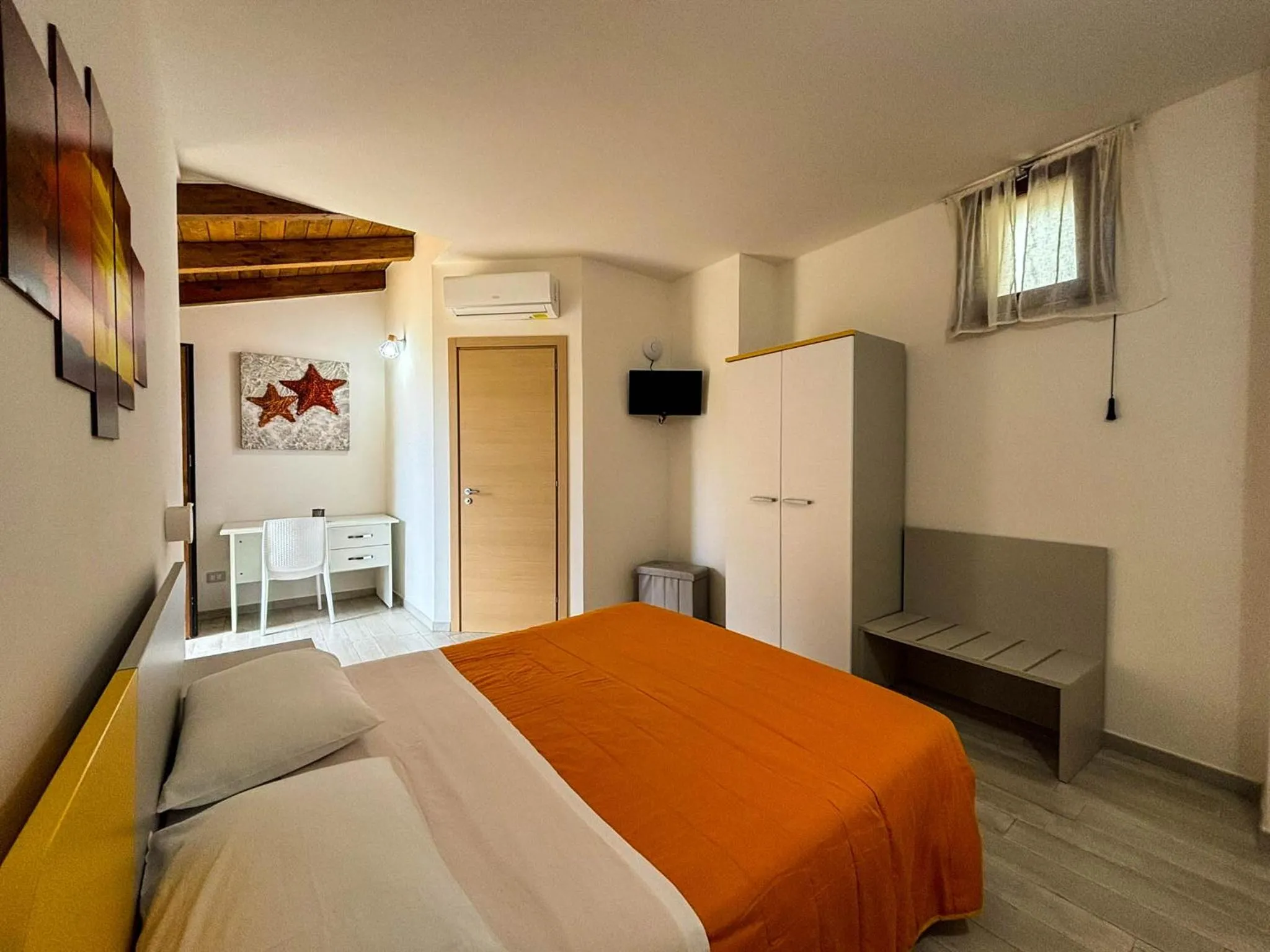 Bedroom, Bed in Tramonti d'Oro