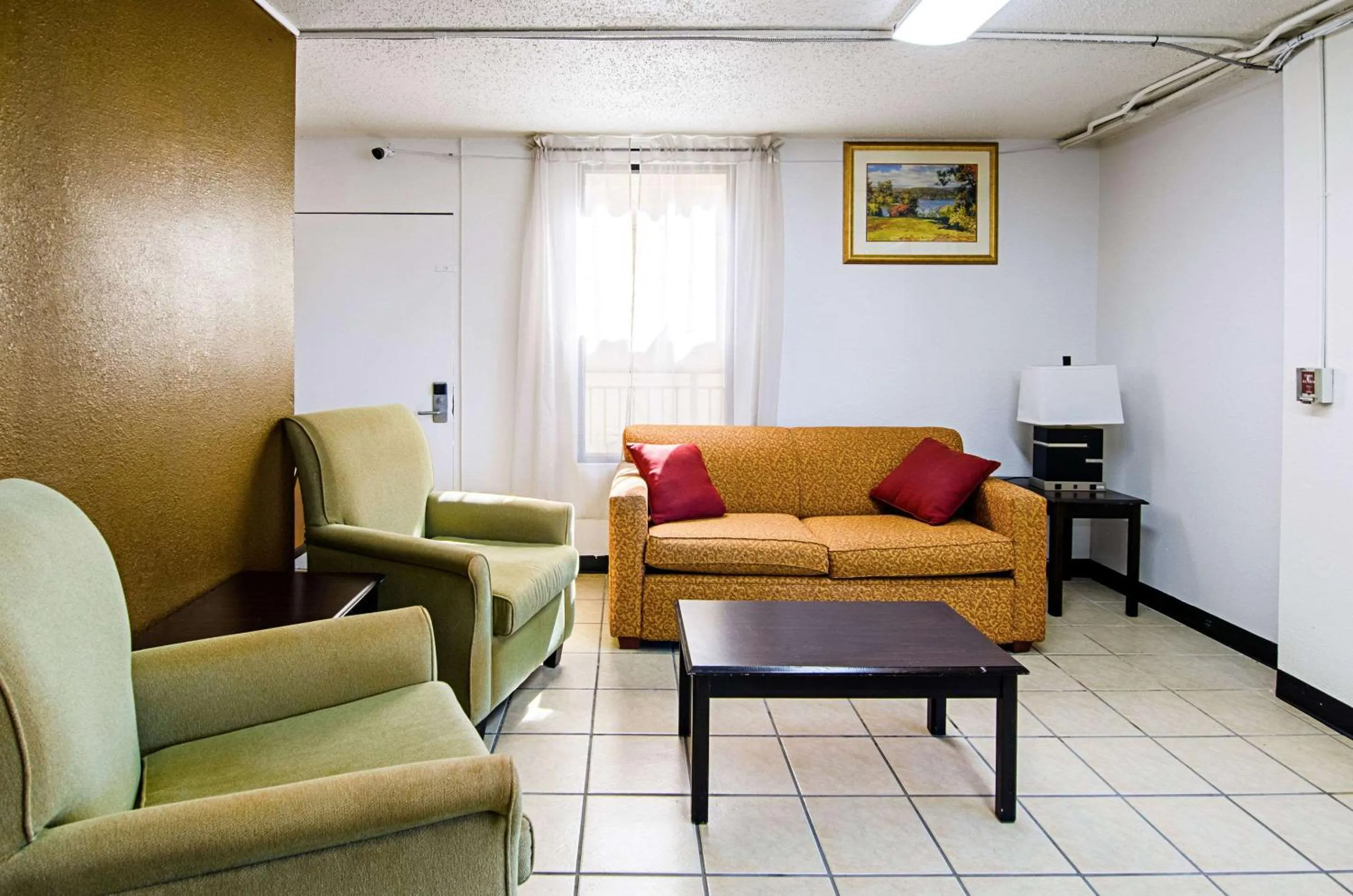 Lobby or reception in Travel Inn Bristol near State Street