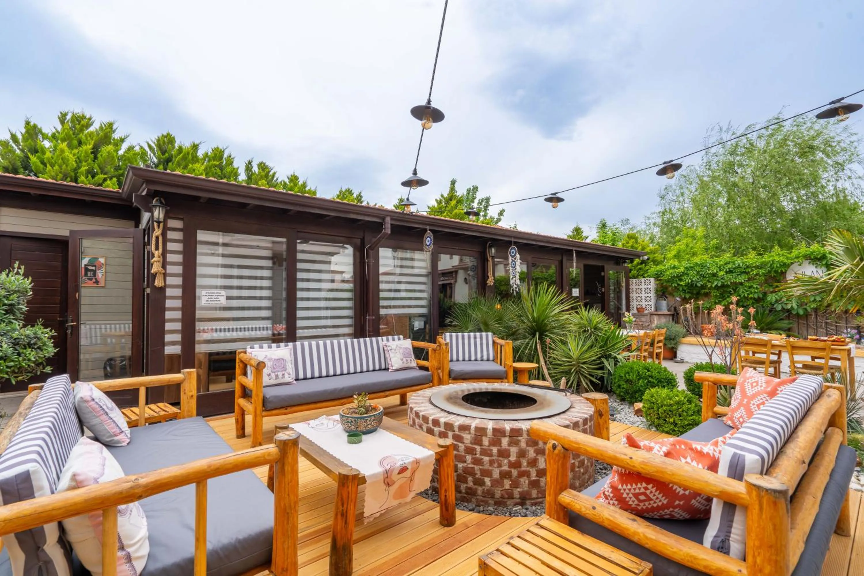 Garden in Ajlan Hotel Cunda