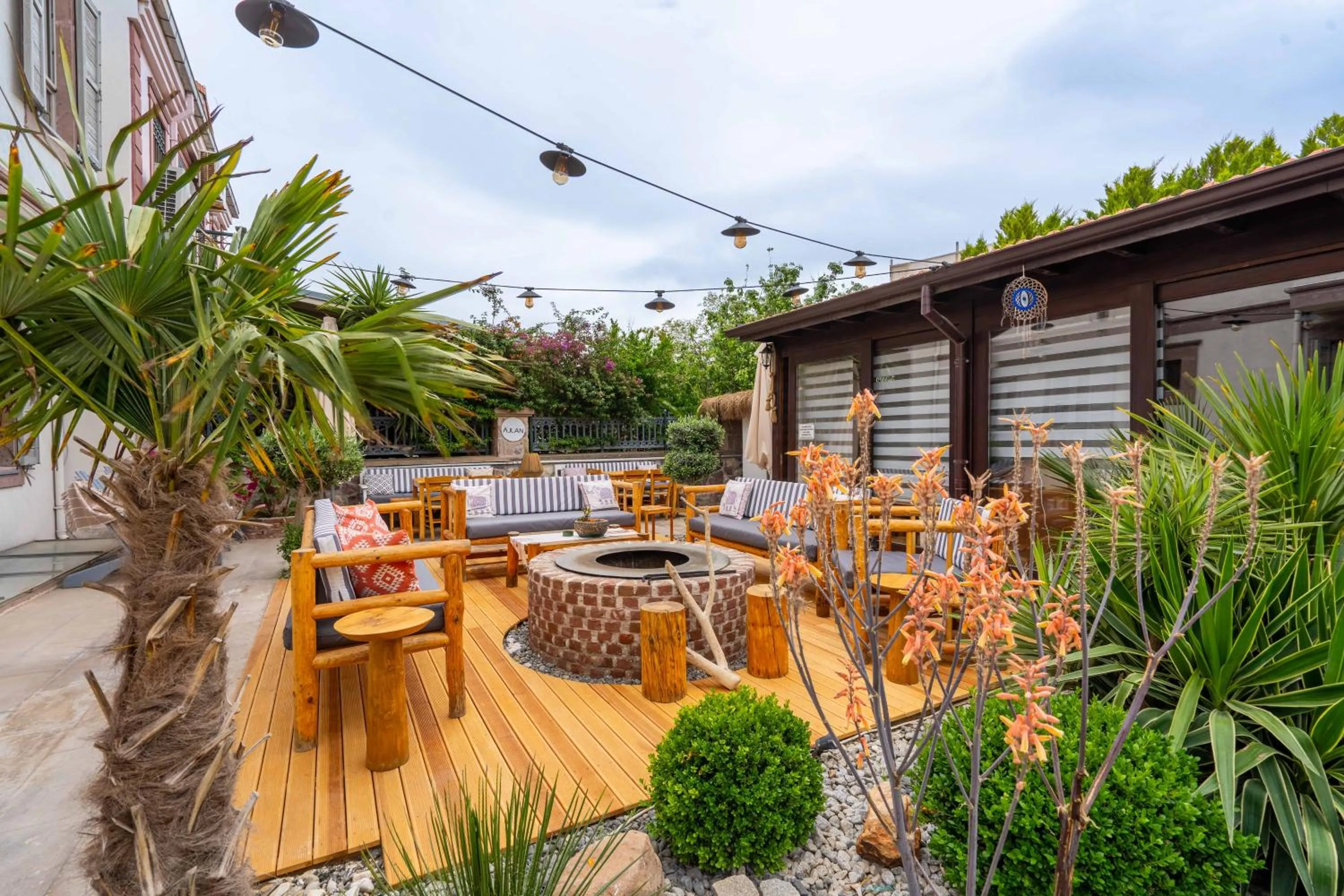 Garden in Ajlan Hotel Cunda