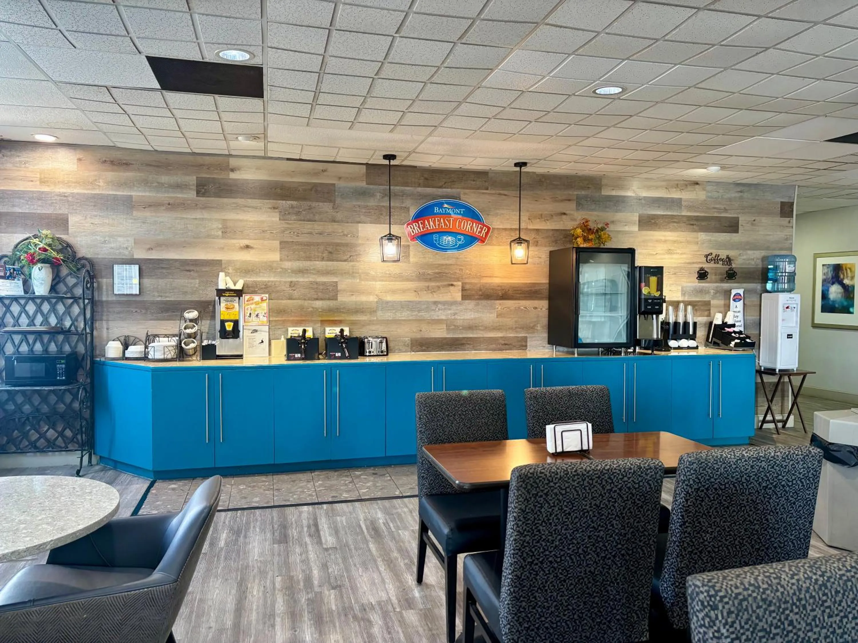 Breakfast in Baymont by Wyndham Keokuk