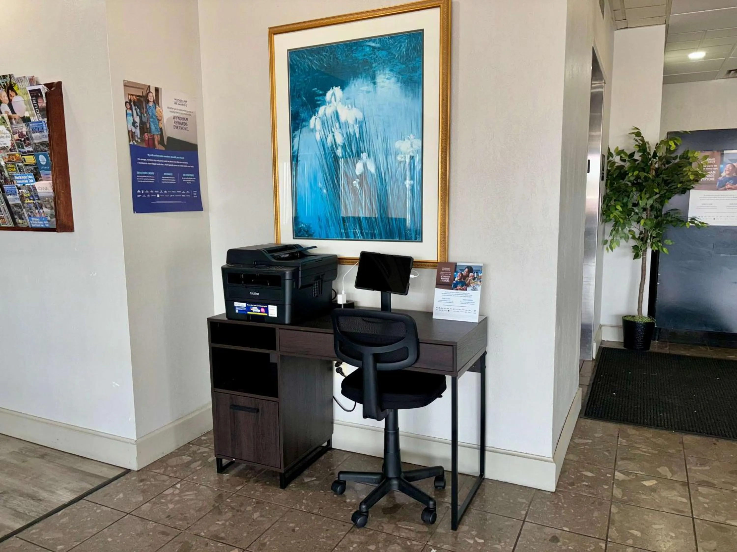 Business facilities in Baymont by Wyndham Keokuk