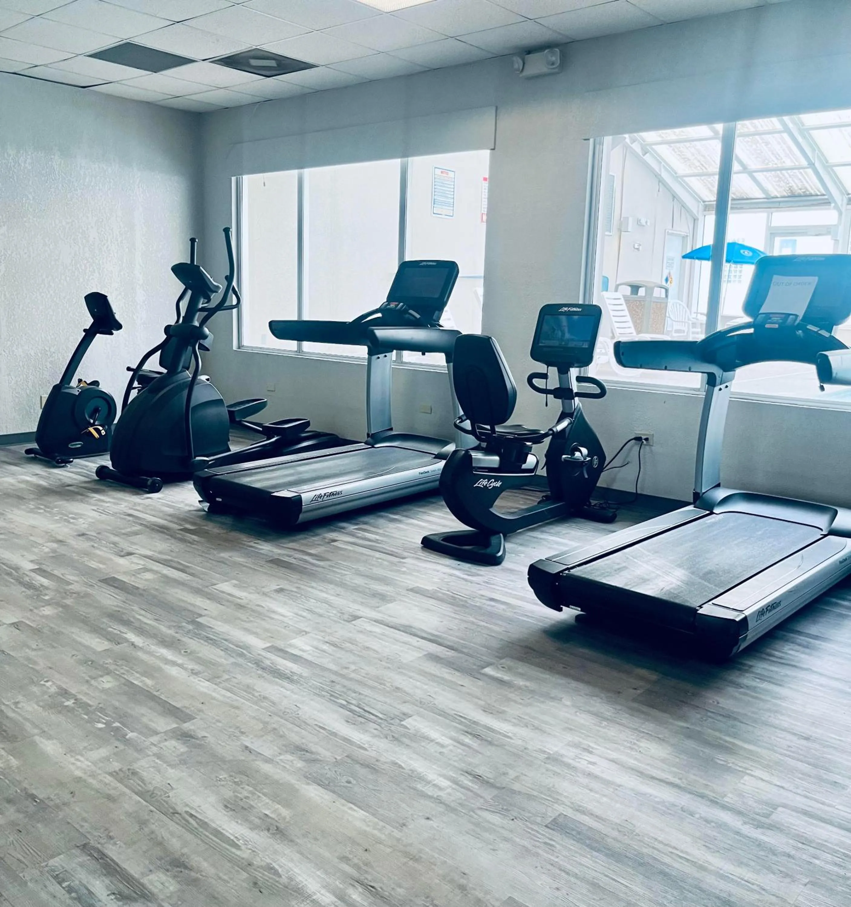 Fitness centre/facilities in Baymont by Wyndham Keokuk