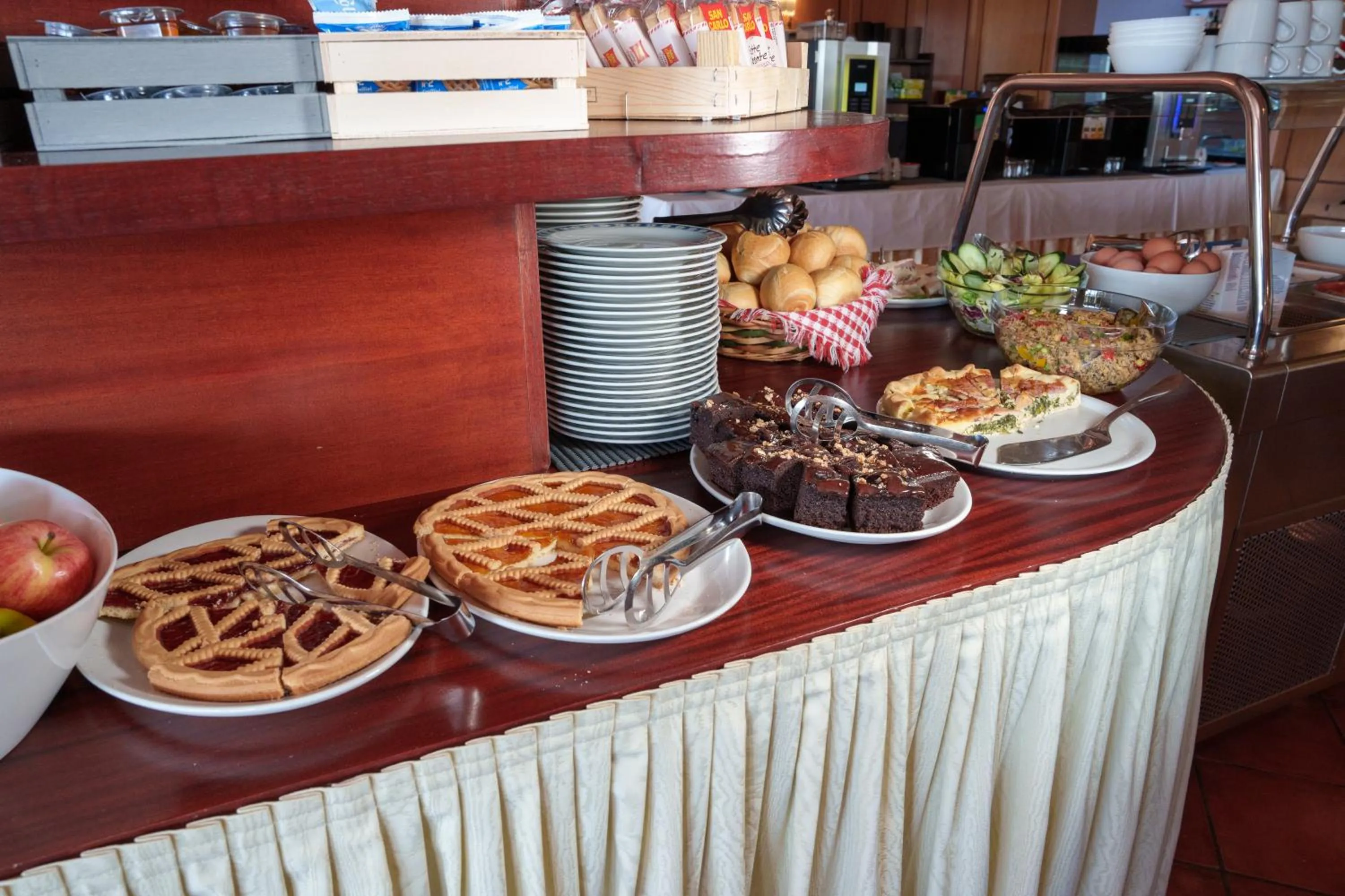 Breakfast in Hotel Villa Strassoldo "Ex Attianese Hotel Restaurant"