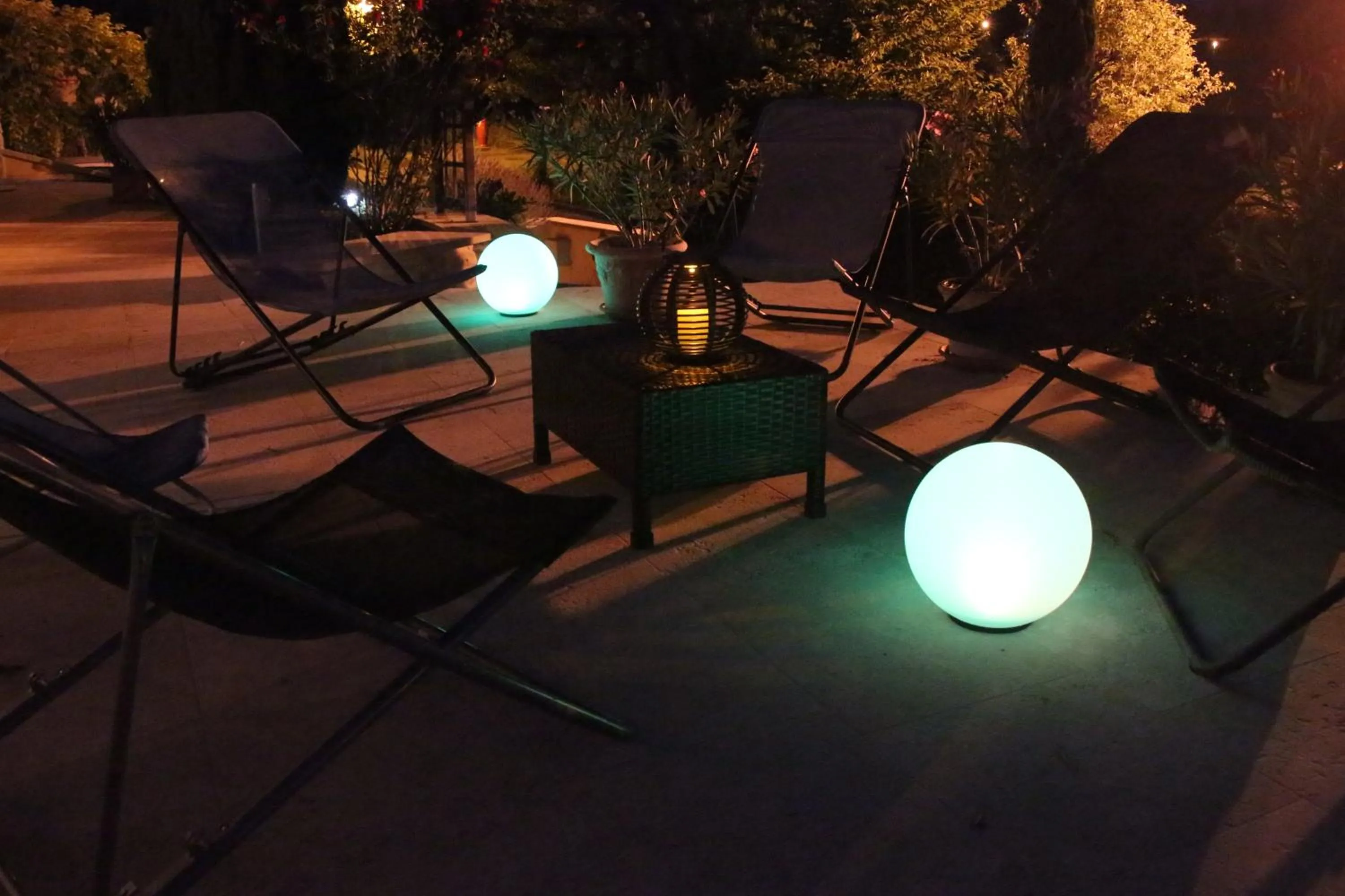 Patio in La Villanelle maison d'hôtes