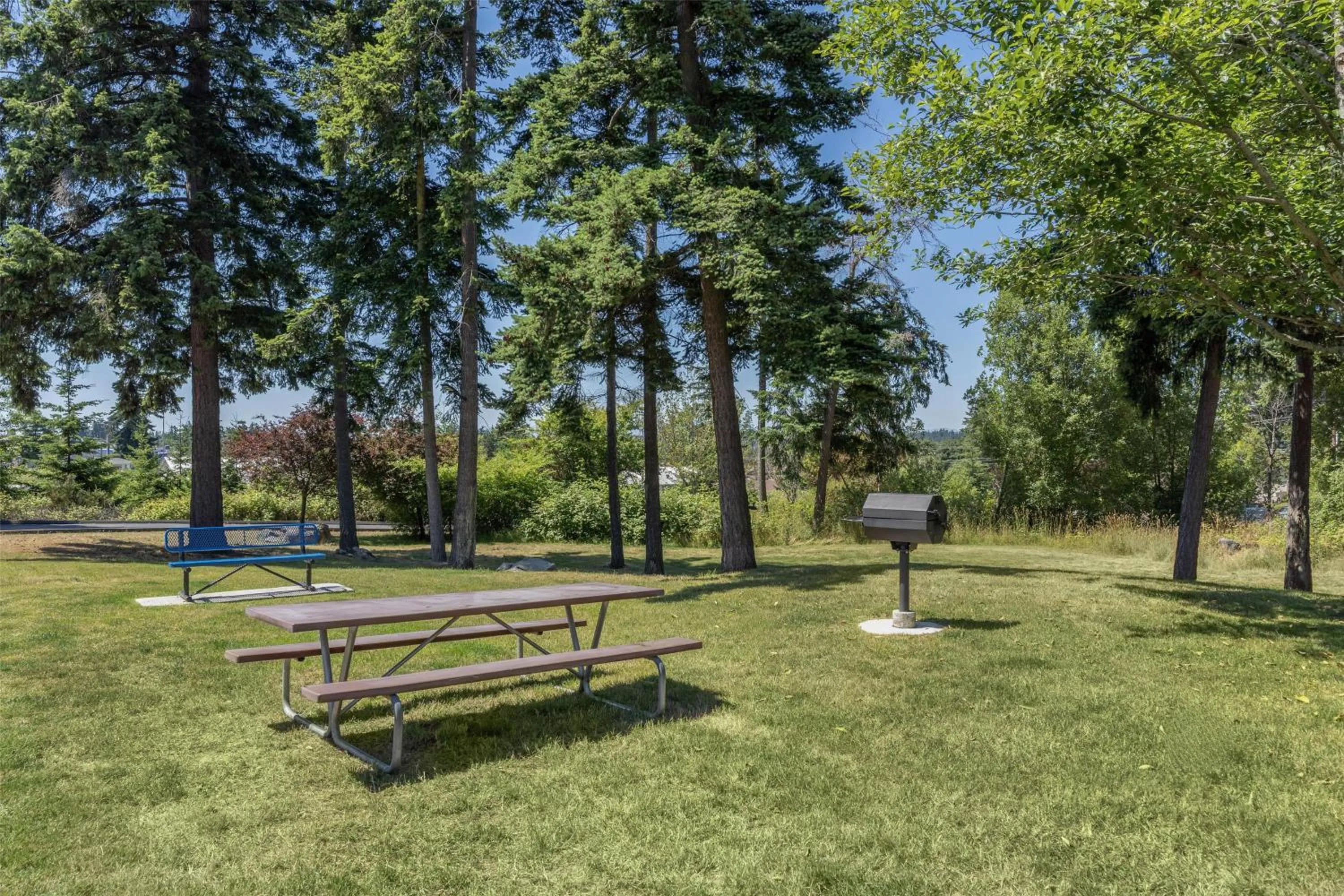 Property building in Best Western Plus Oak Harbor Hotel & Conference Center