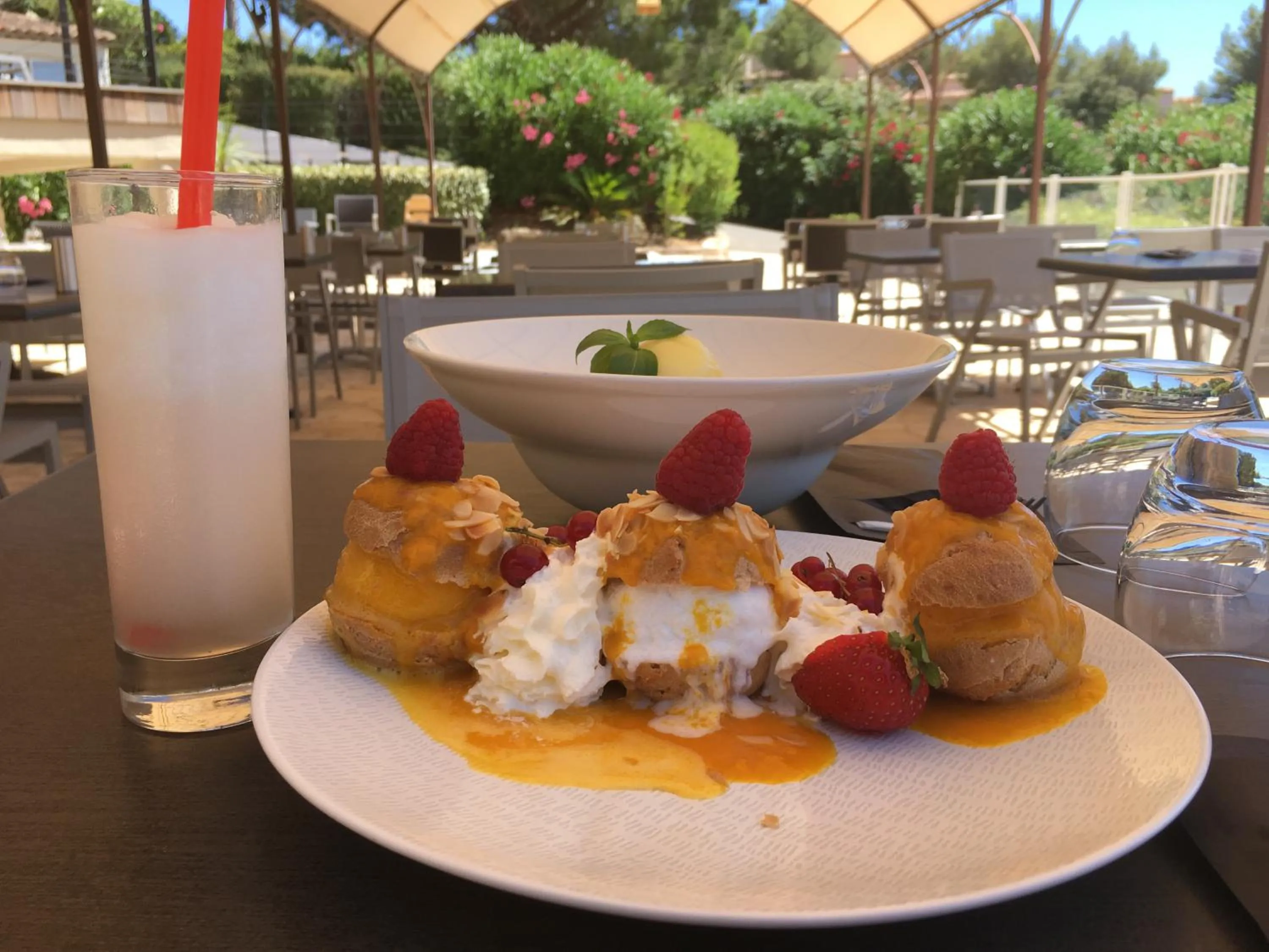 Restaurant/places to eat in Le Fregate Provence