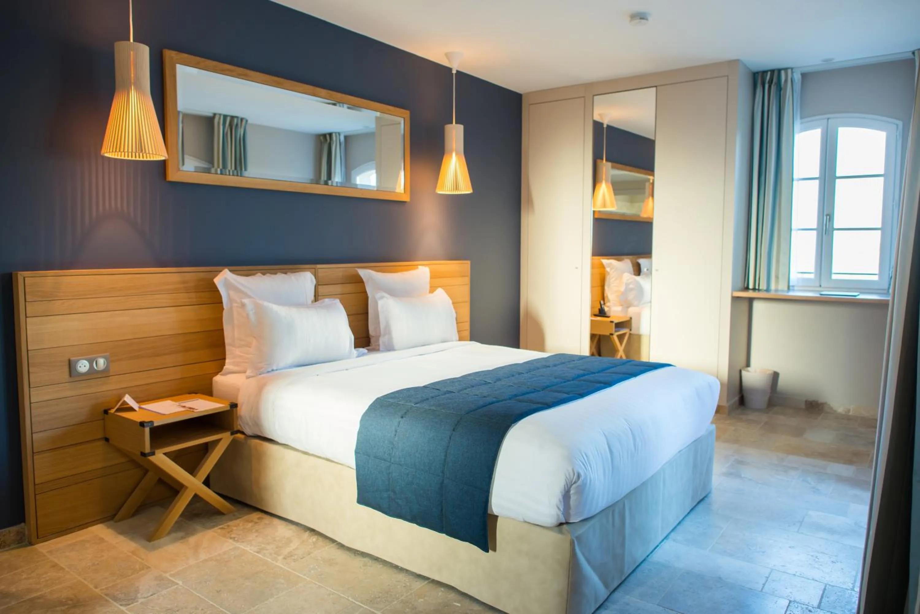 Bed in Le Fregate Provence