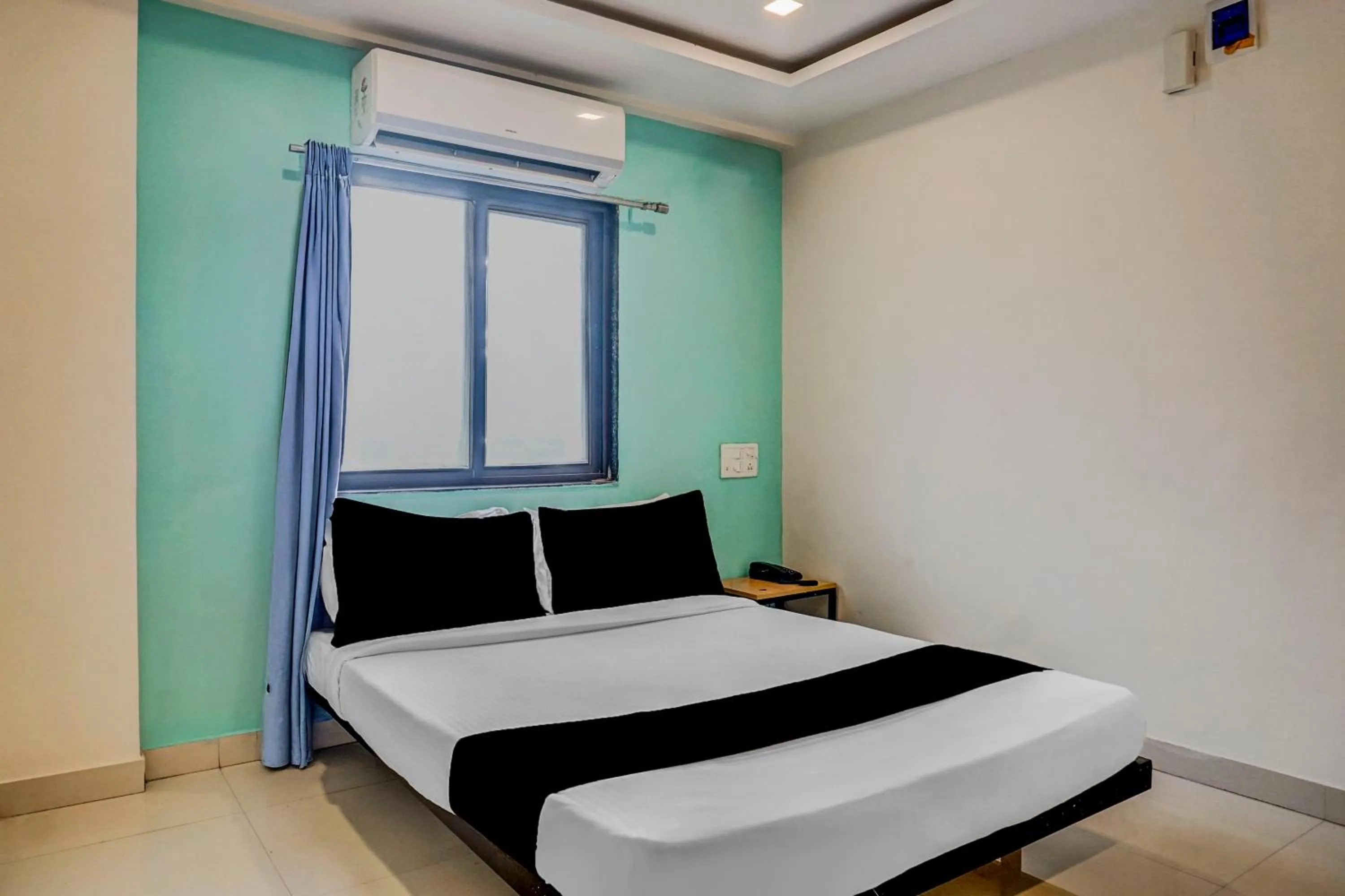 Bedroom, Bed in Super Collection O Manjari - Mundhwa Road Formerly 7 Treats