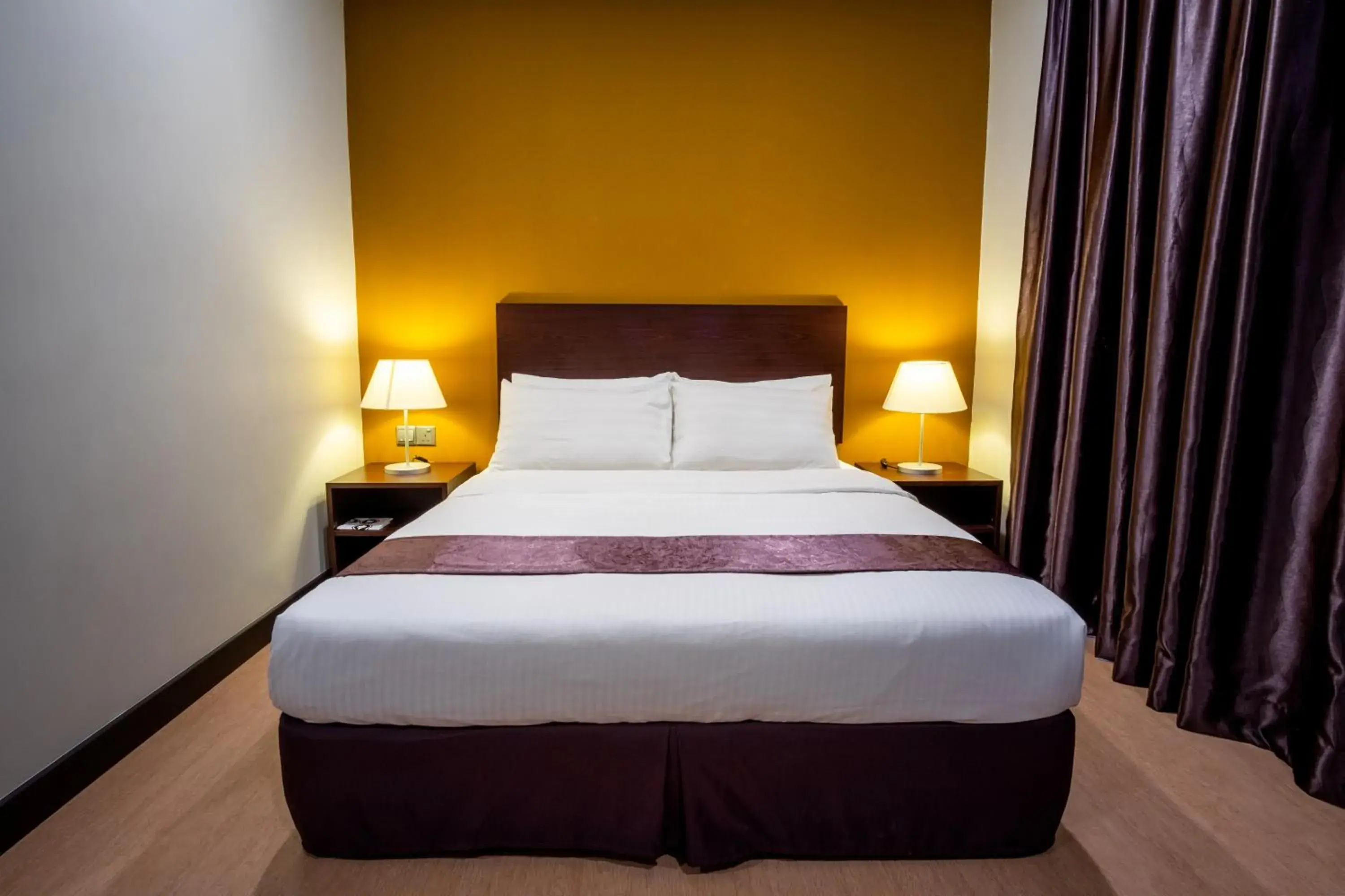 Deluxe Queen Room in Orkid Inn Mahkota Cheras Deluxe Queen Room in Orkid Inn Mahkota Cheras