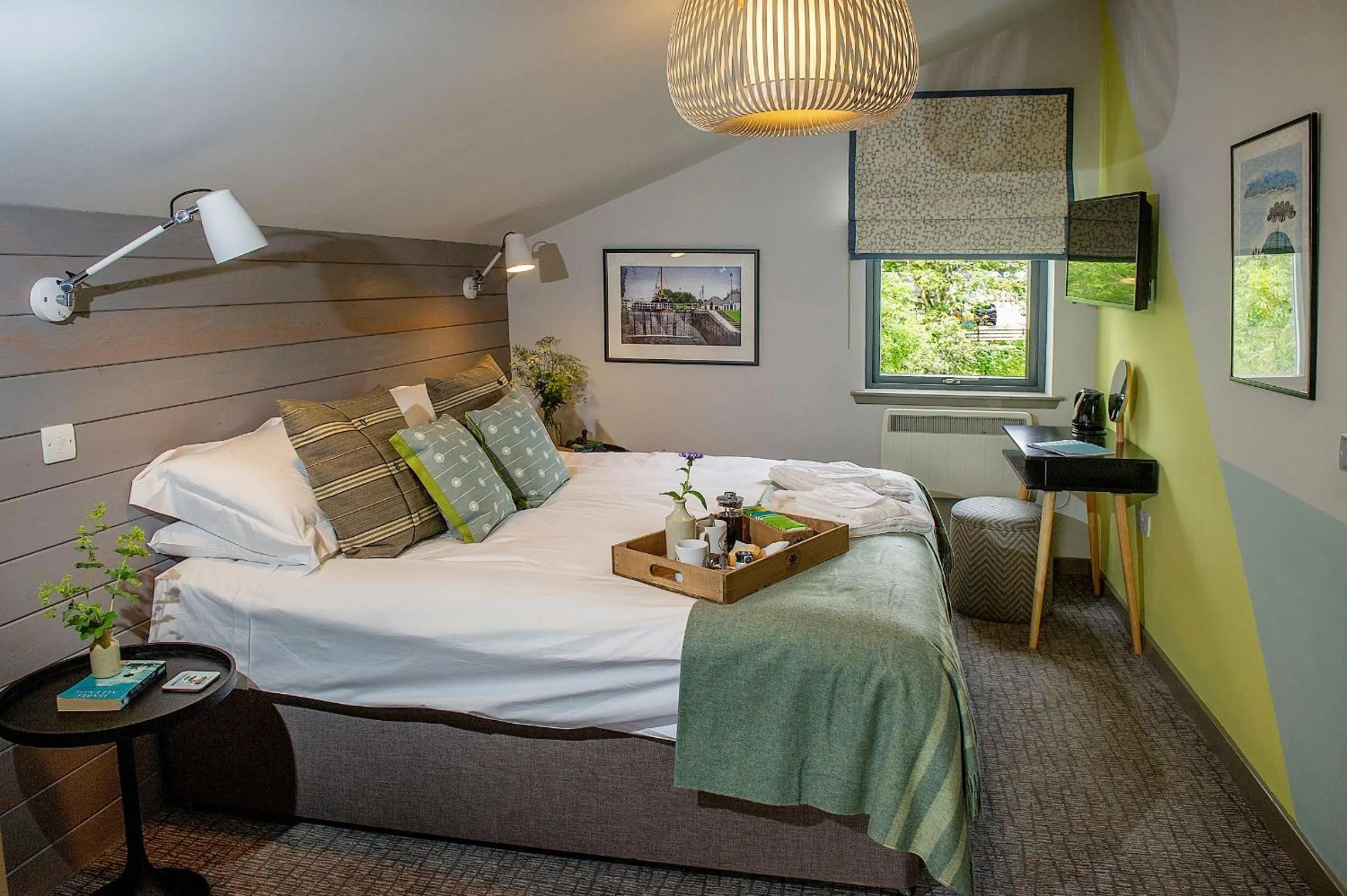 Bed in Lock Chambers, Caledonian Canal Centre