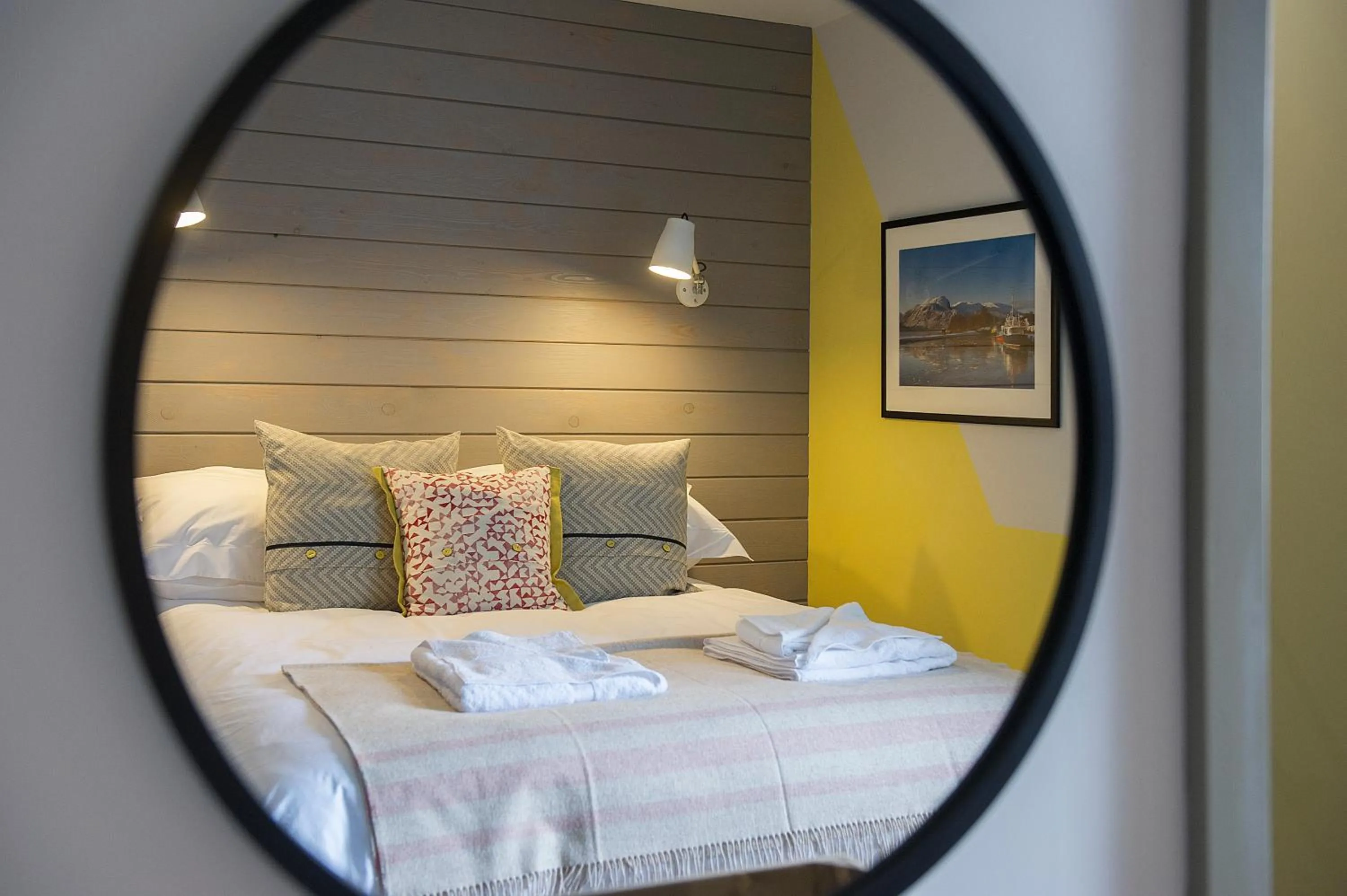 Bed in Lock Chambers, Caledonian Canal Centre