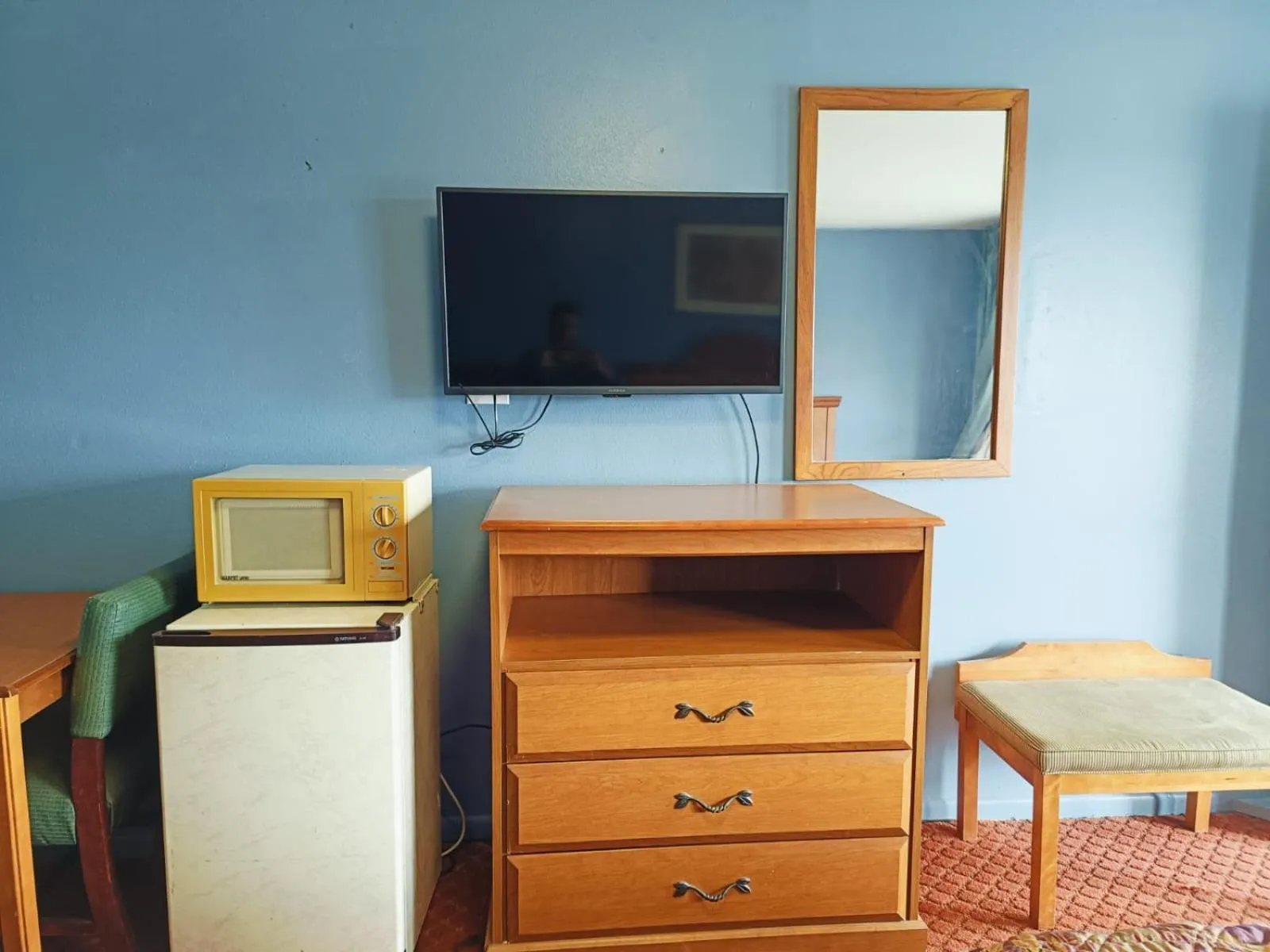 TV and multimedia in Valley Motel By Townhouse Corpus Christi Near Airport I 37