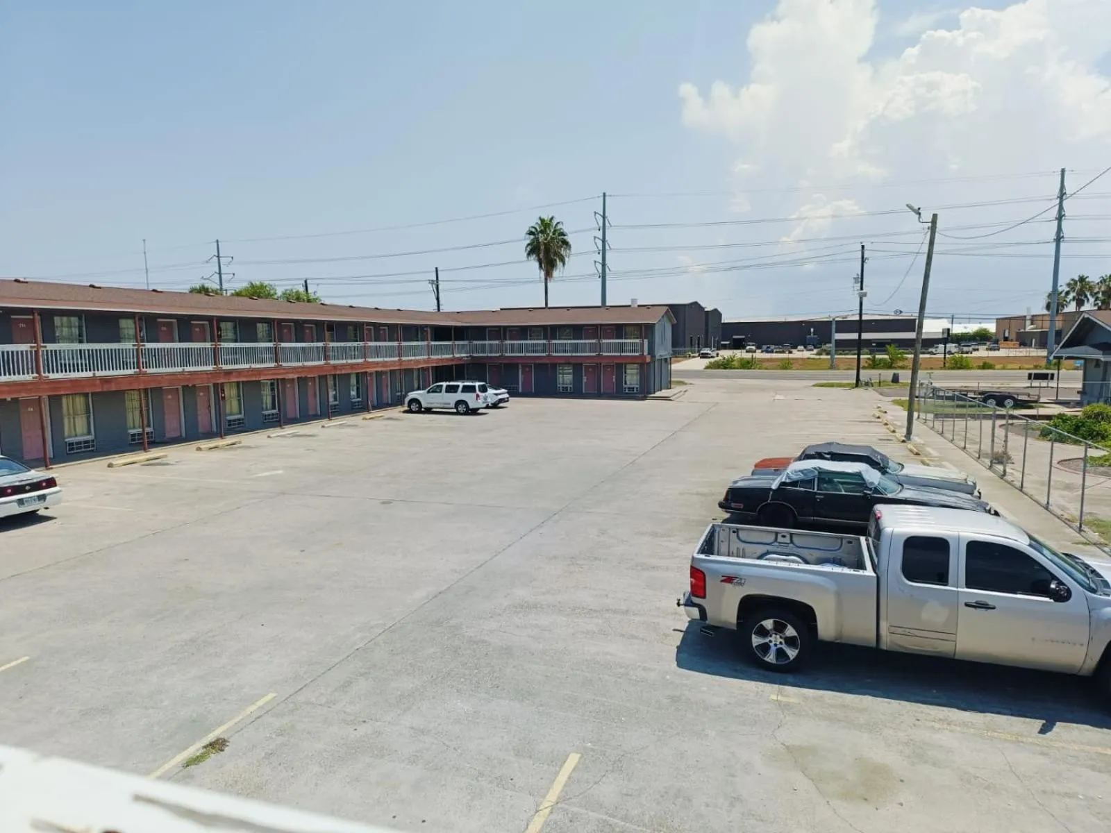 Parking in Valley Motel By Townhouse Corpus Christi Near Airport I 37