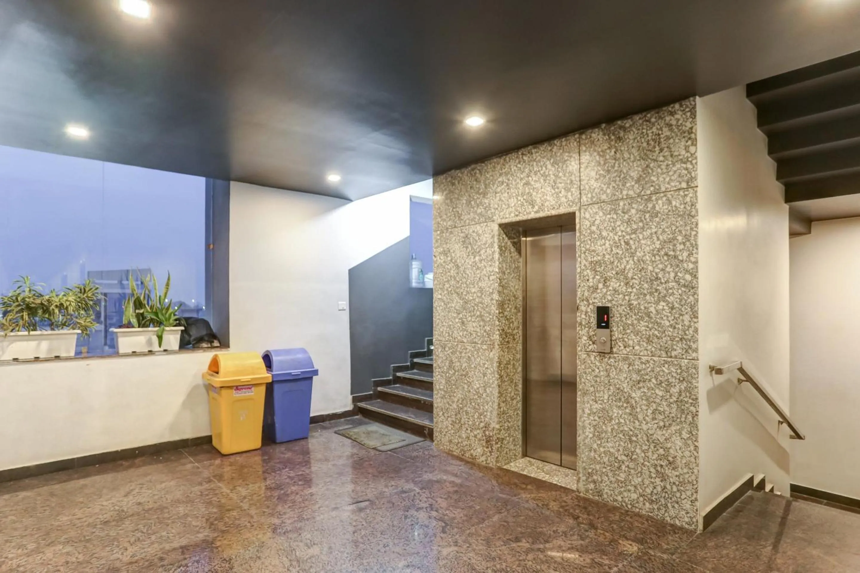 Lobby or reception in Super Townhouse Ranipur Mor