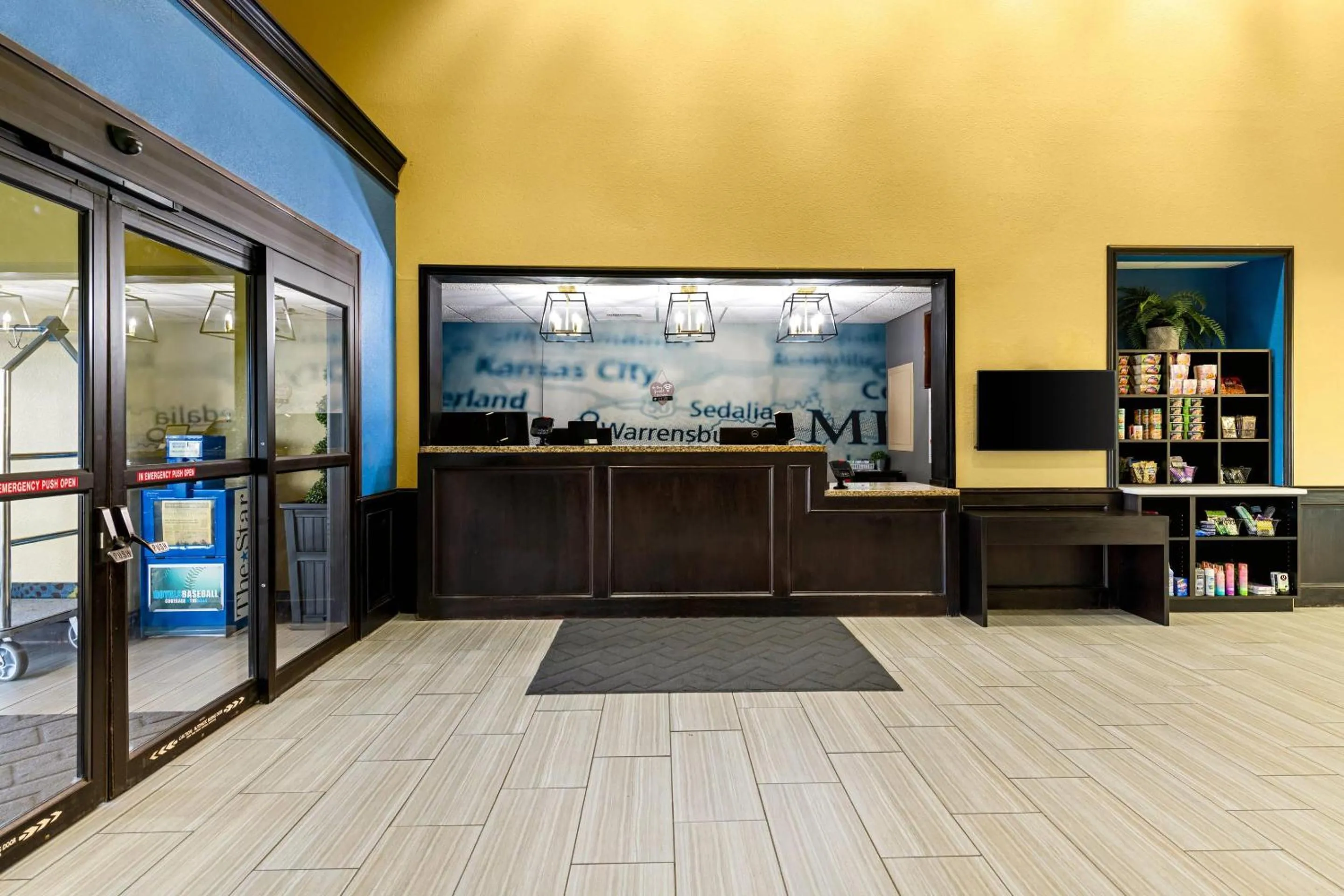 Lobby or reception in Quality Inn Warrensburg