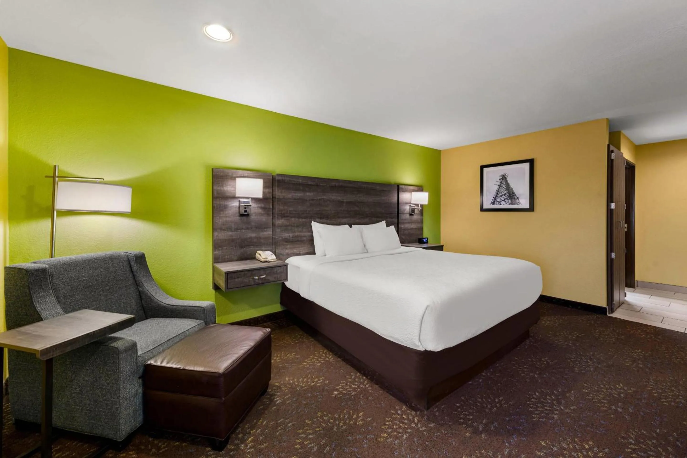 Bedroom, Bed in Quality Inn Warrensburg