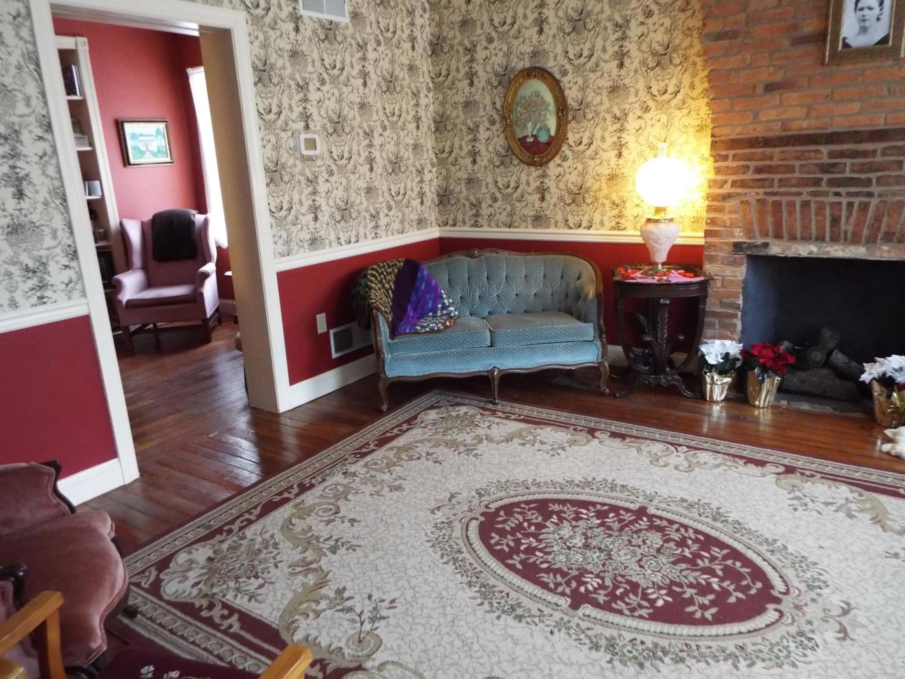 Living room in The Tillie Pierce House Inn