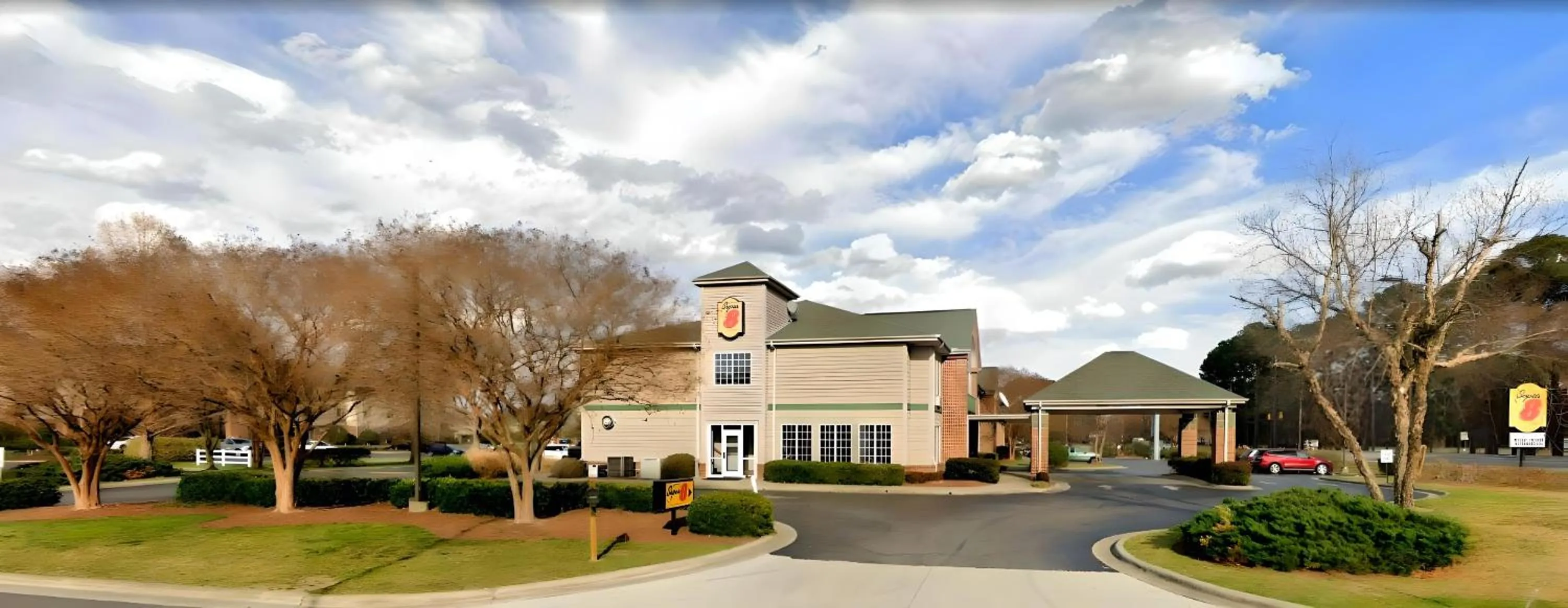 Property building in Super 8 by Wyndham Smithfield-Selma