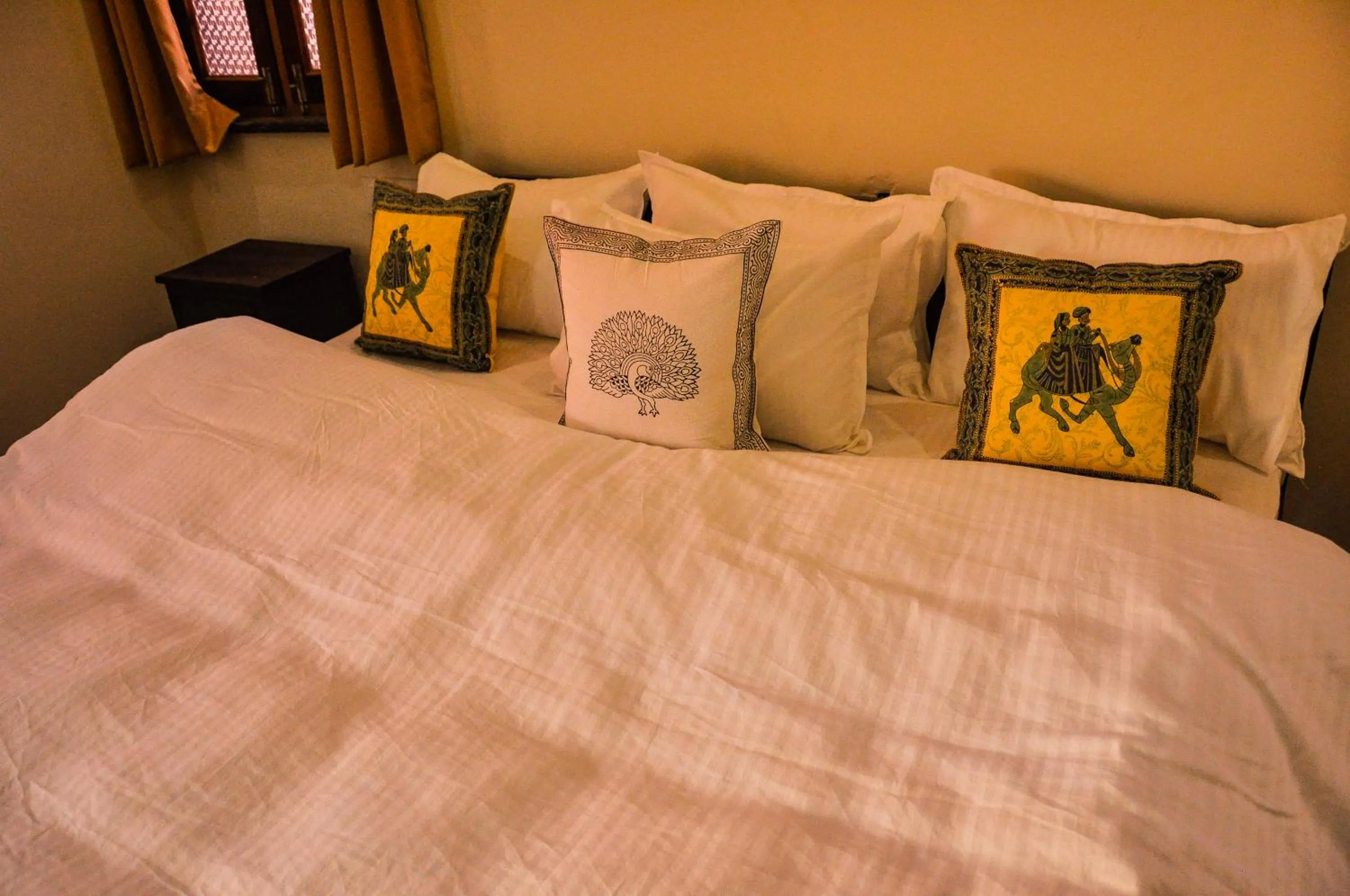 Bed in Hotel Vamdev Fort