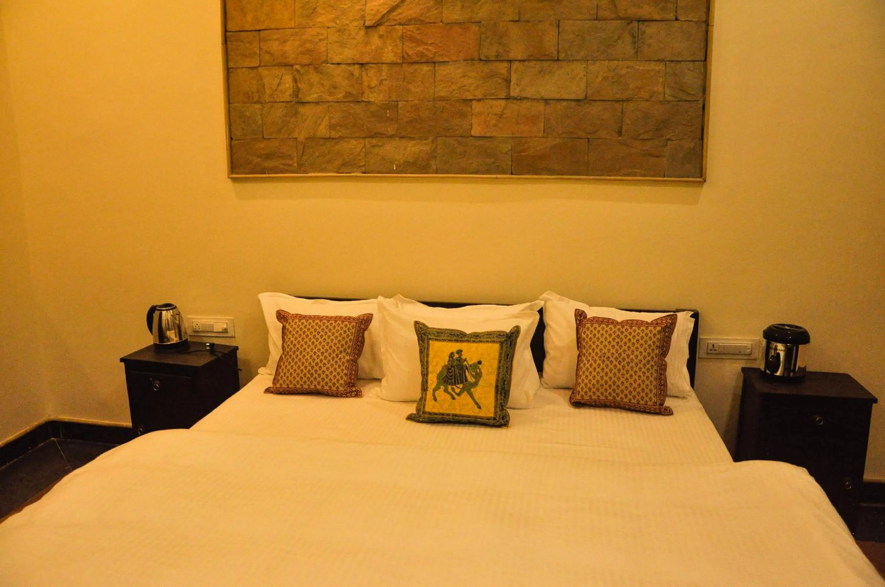 Bed in Hotel Vamdev Fort