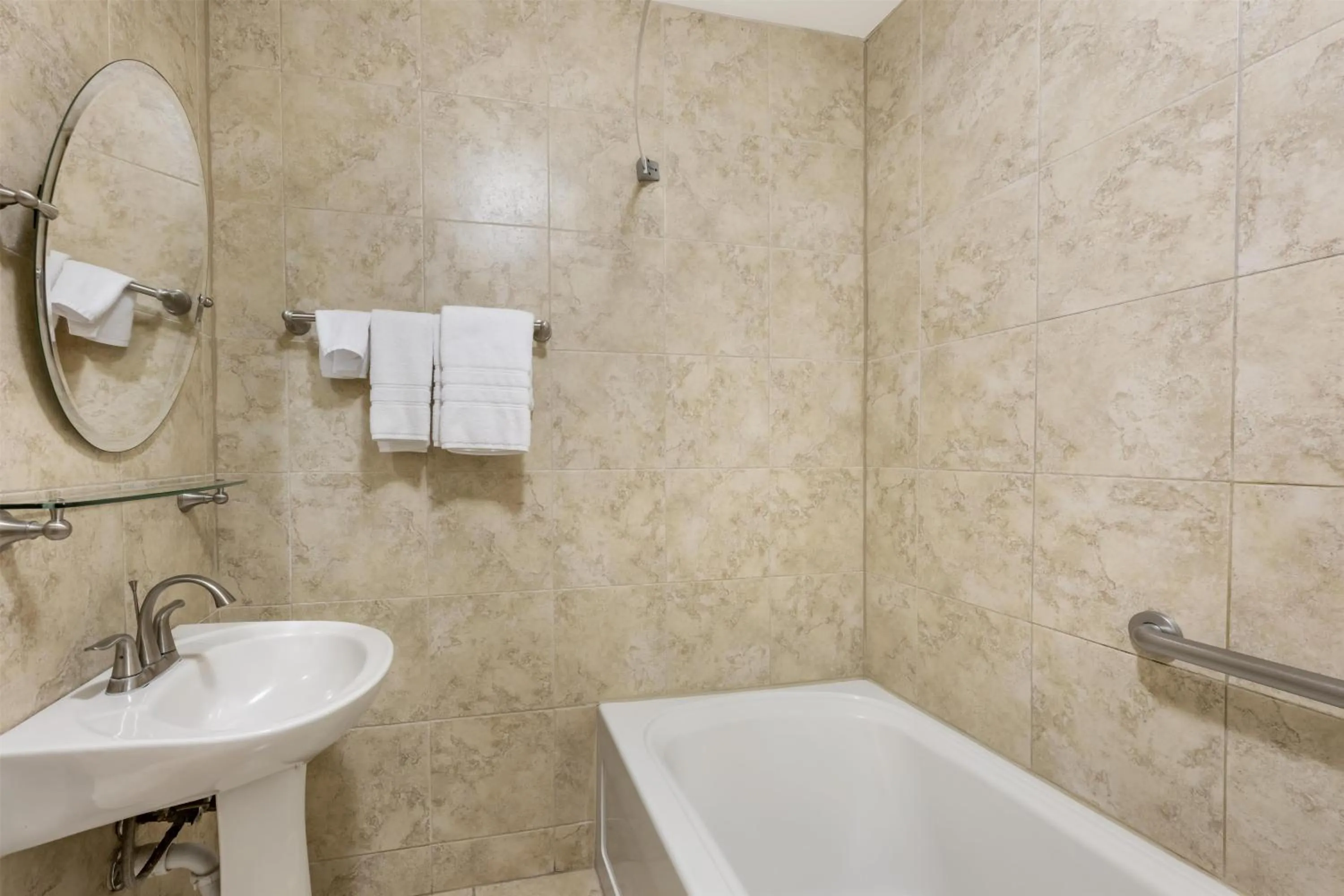 Bathroom in Best Western Plus Swiss Chalet Hotel & Suites
