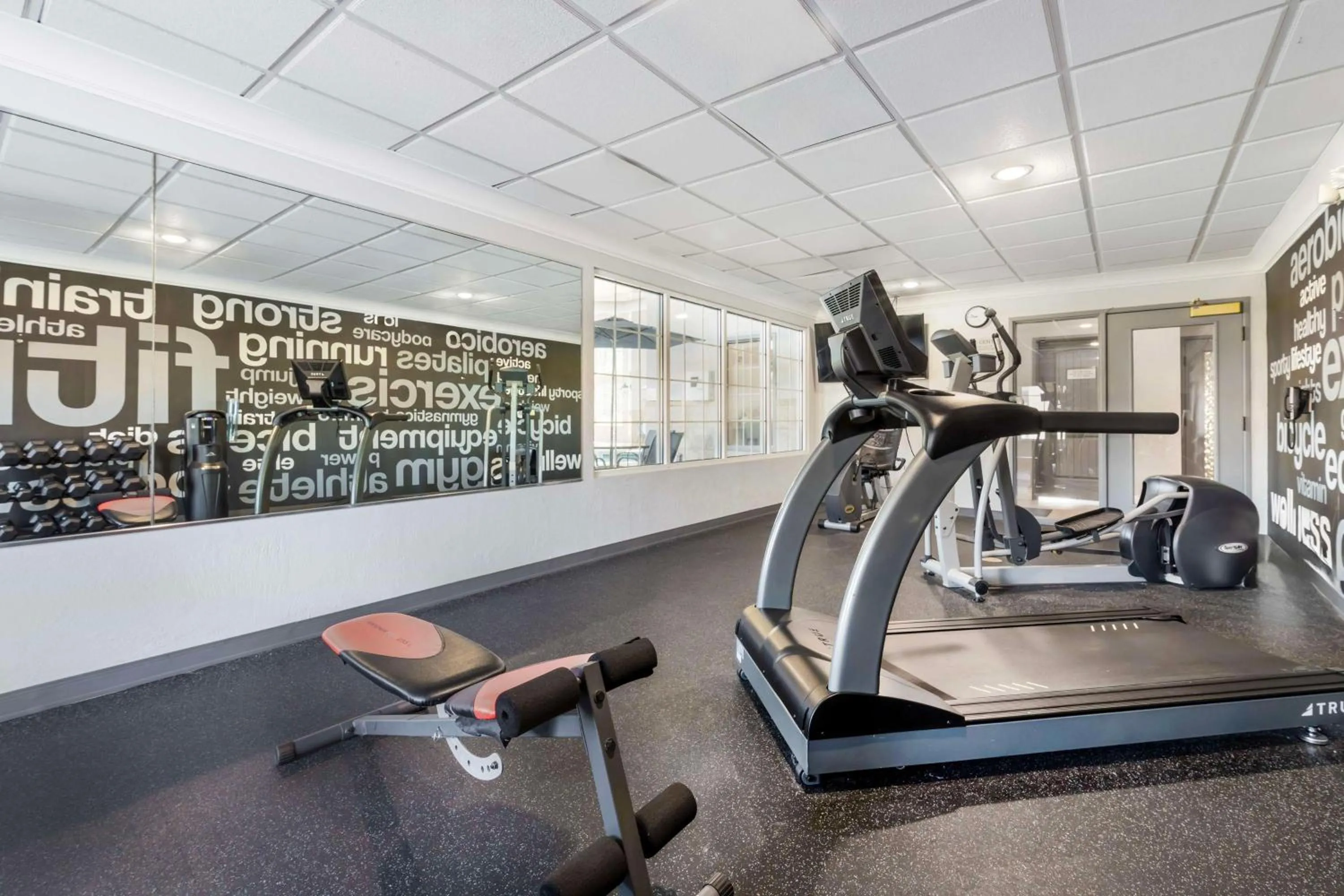 Fitness centre/facilities in Best Western Plus Appleton Airport Mall Hotel